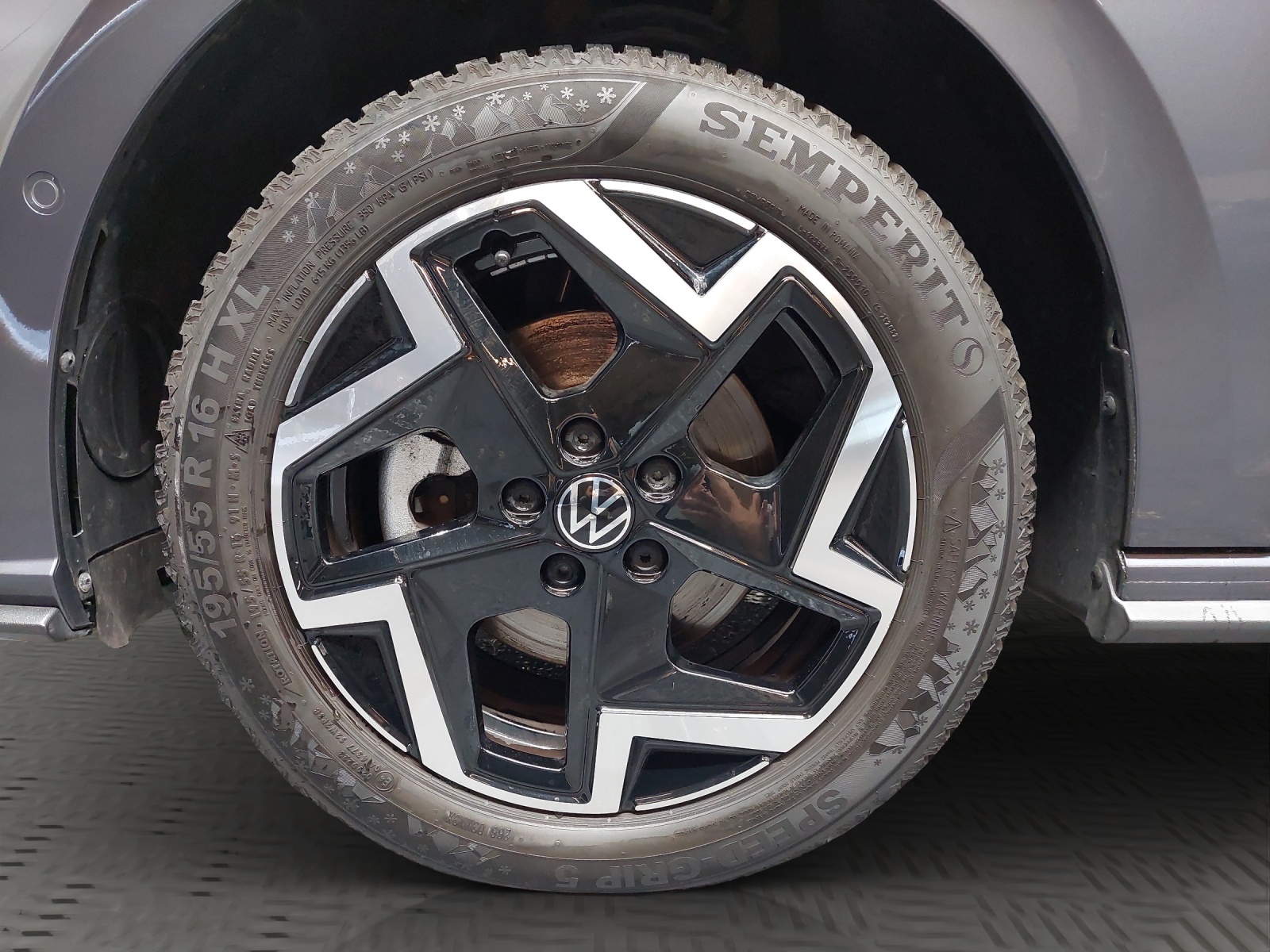VW Polo 1.0 TSI R-Line DSG-image-11