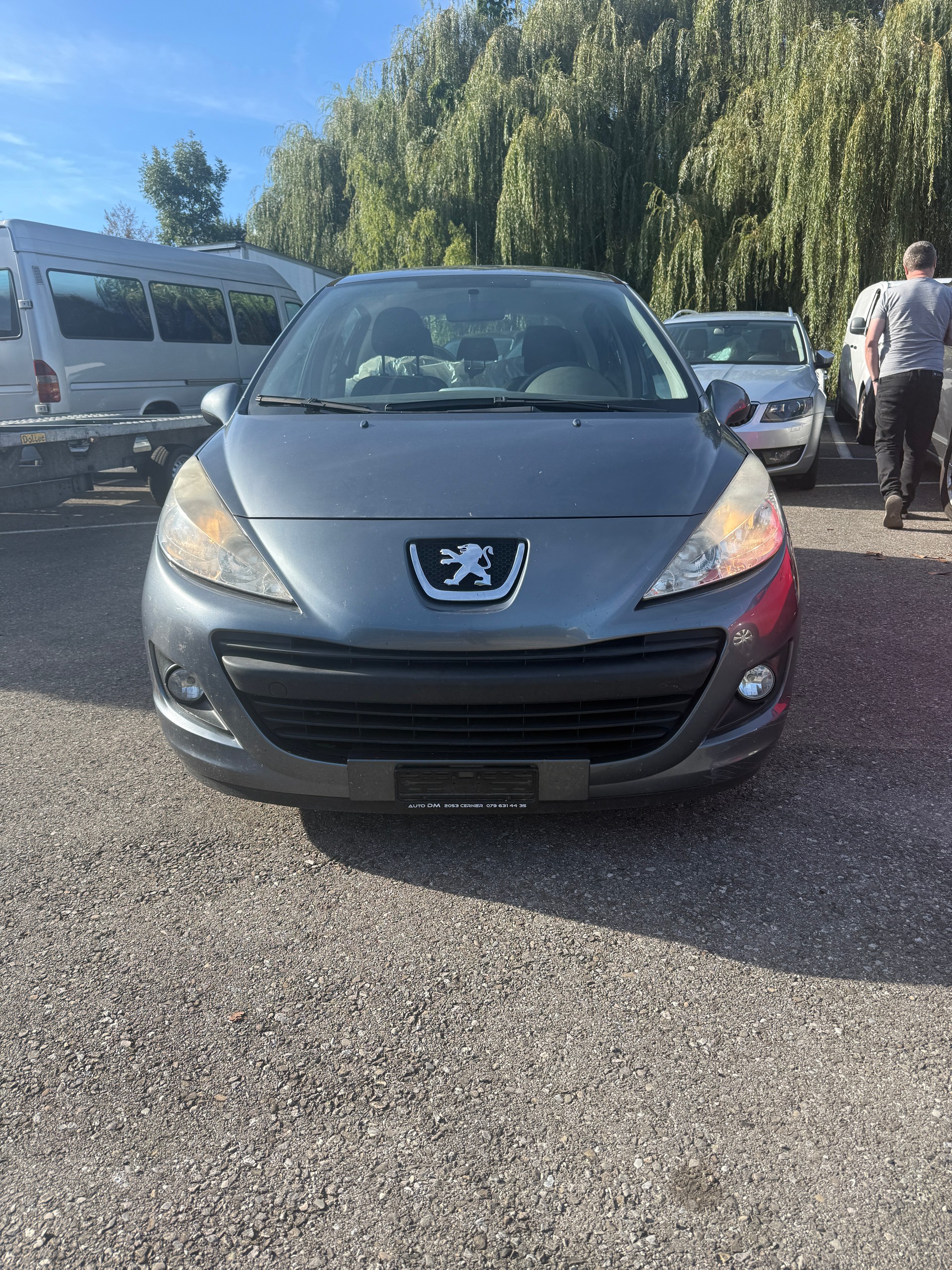 PEUGEOT 207 1.4 16V Swiss Edition-image-0