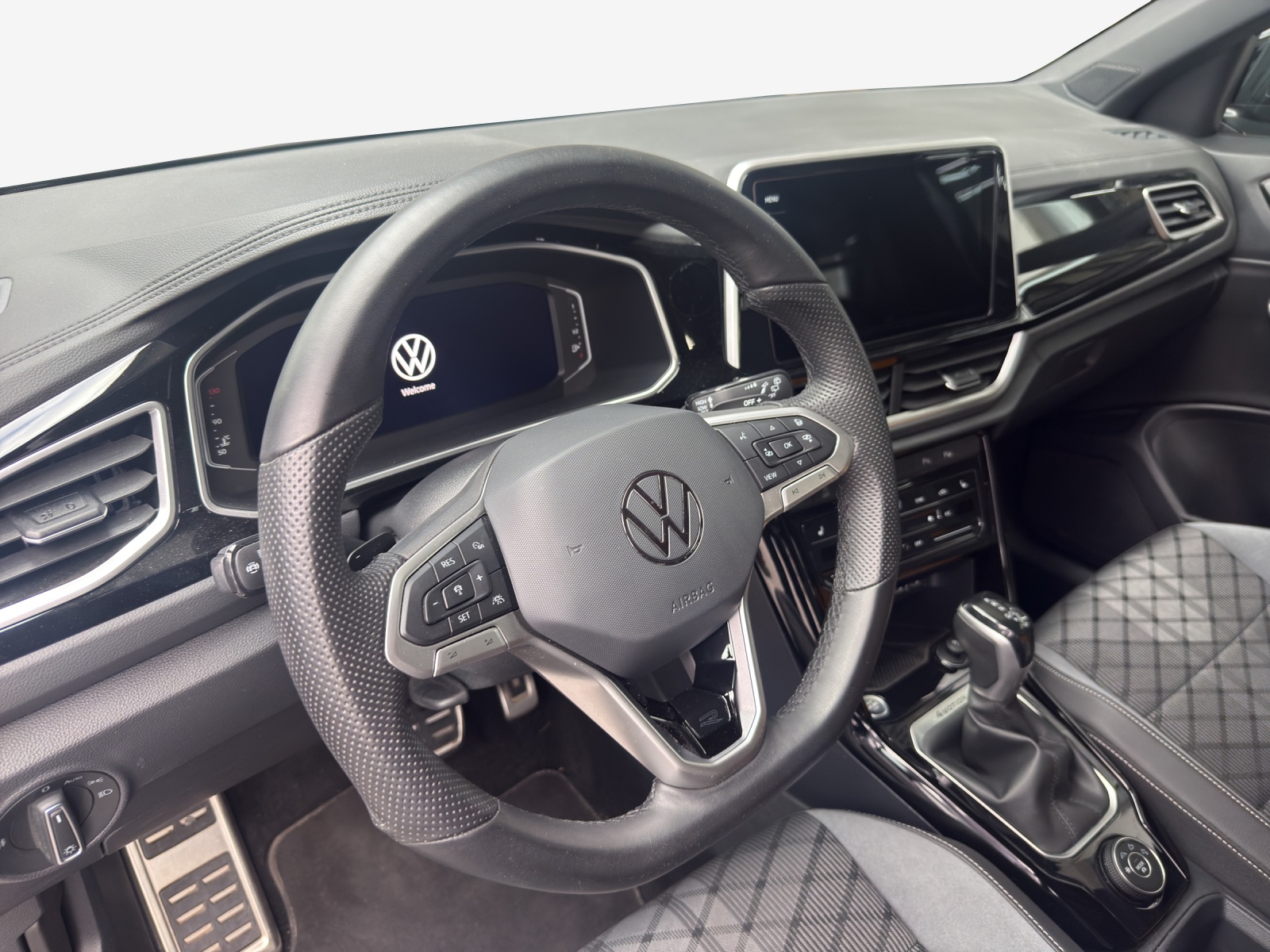 VW T-Roc 2.0 TSI R-Line DSG 4Motion-image-12