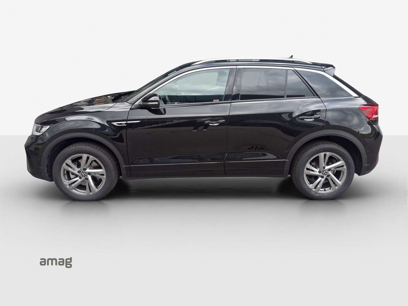 VW T-Roc 2.0 TSI R-Line DSG 4Motion-image-1