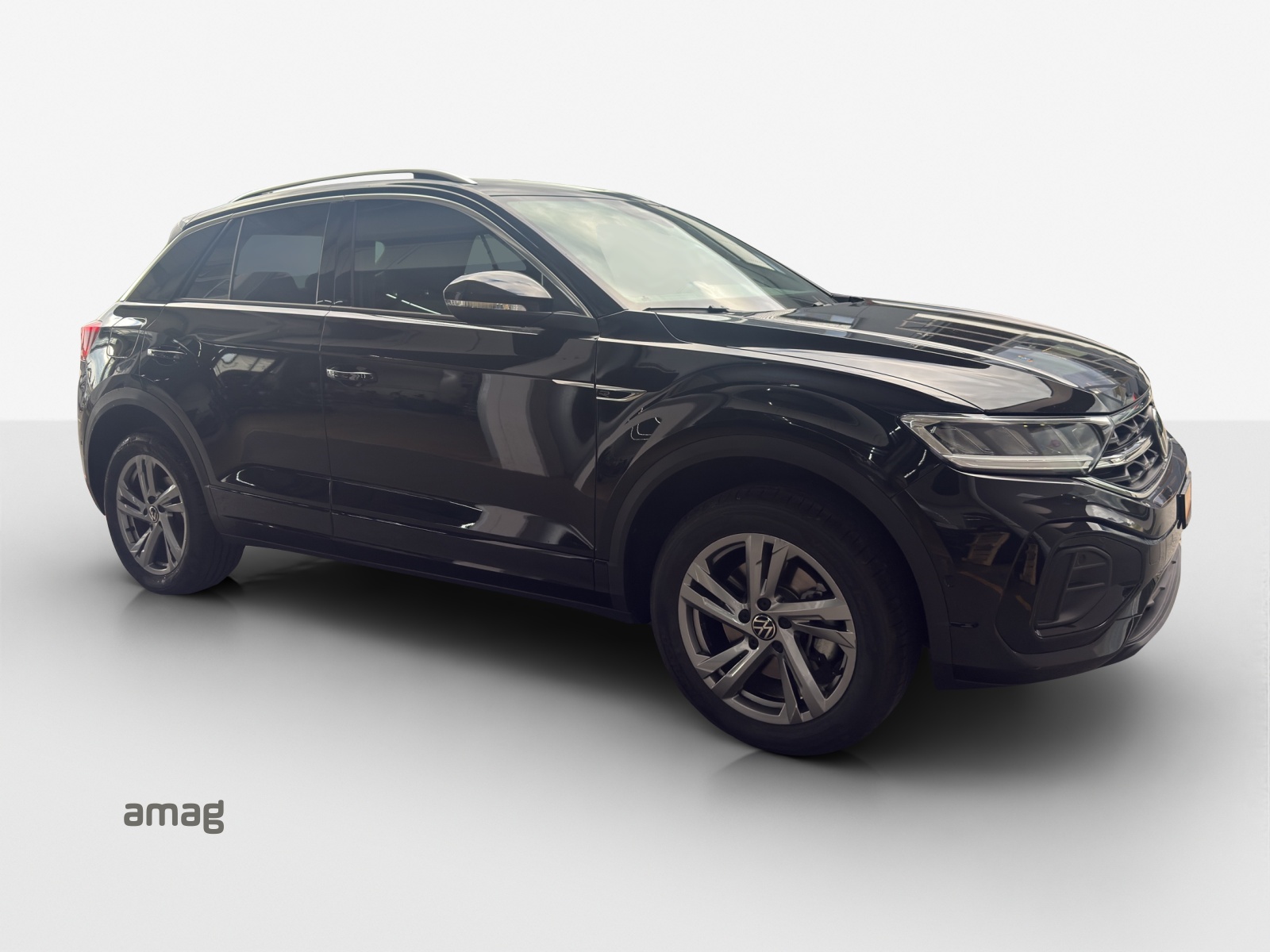 VW T-Roc 2.0 TSI R-Line DSG 4Motion-image-5