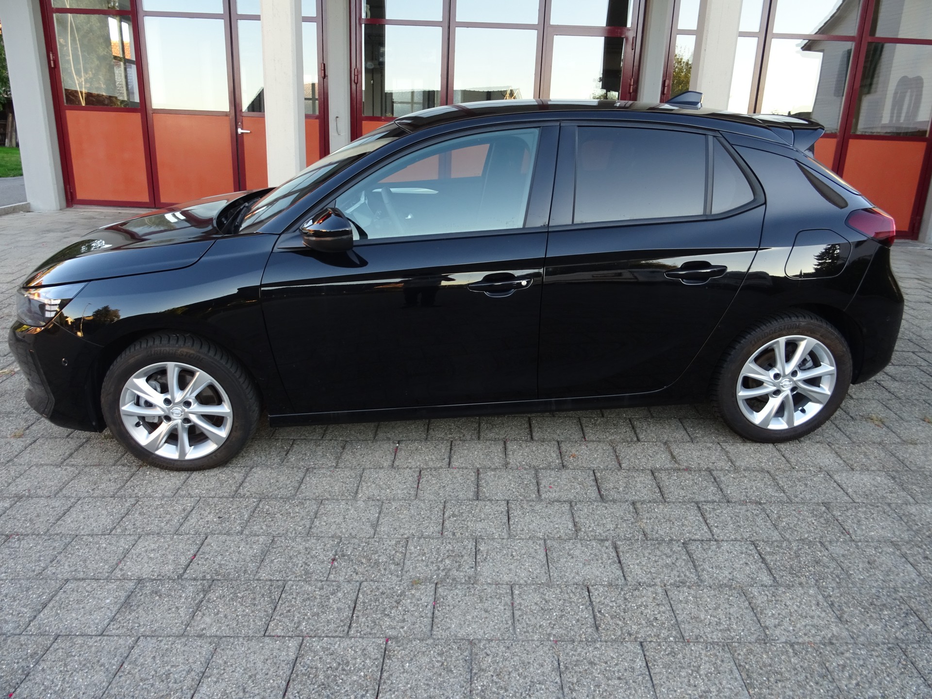 OPEL Corsa 1.2 MHEV GS 110PS-image-1