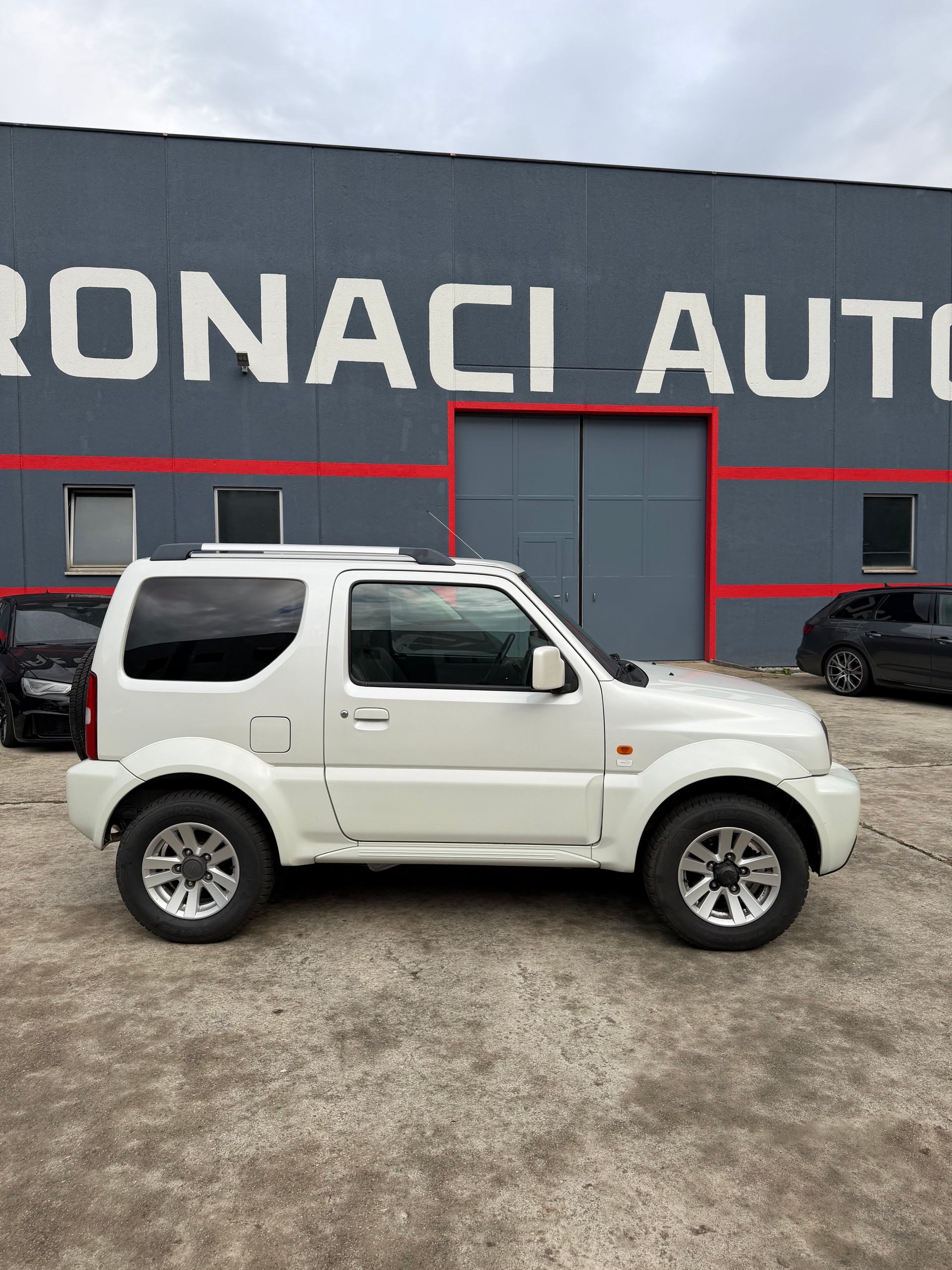 SUZUKI Jimny 1.3 16V GL Top-image-7