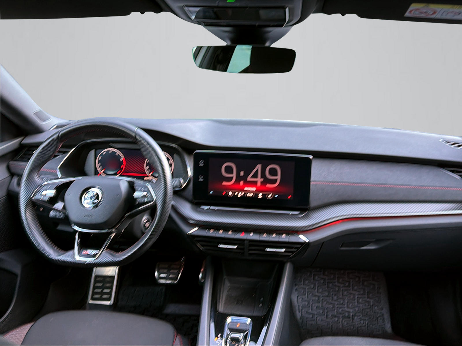 SKODA Octavia Combi 2.0 TSI DSG RS-image-8