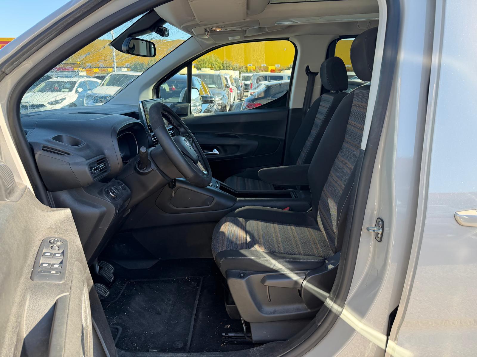 OPEL Combo Life 1.5 D Innovation S/S-image-8