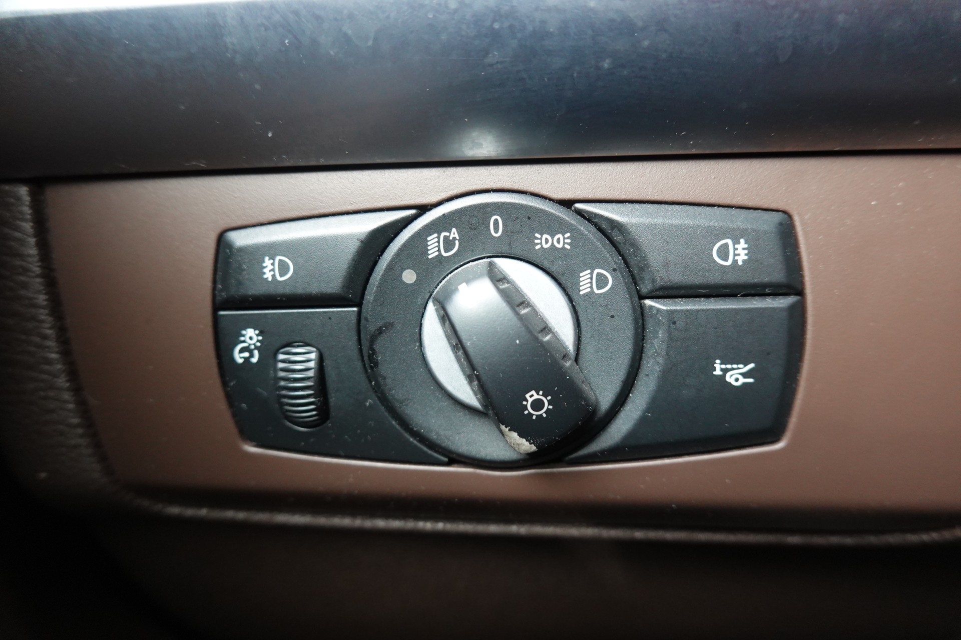 BMW X5 xDrive 30d "* CH Auto * 7 Places * Tempomat * Camera recul * sièges chauffants/électriques * Hayon Electrique *"-image-14