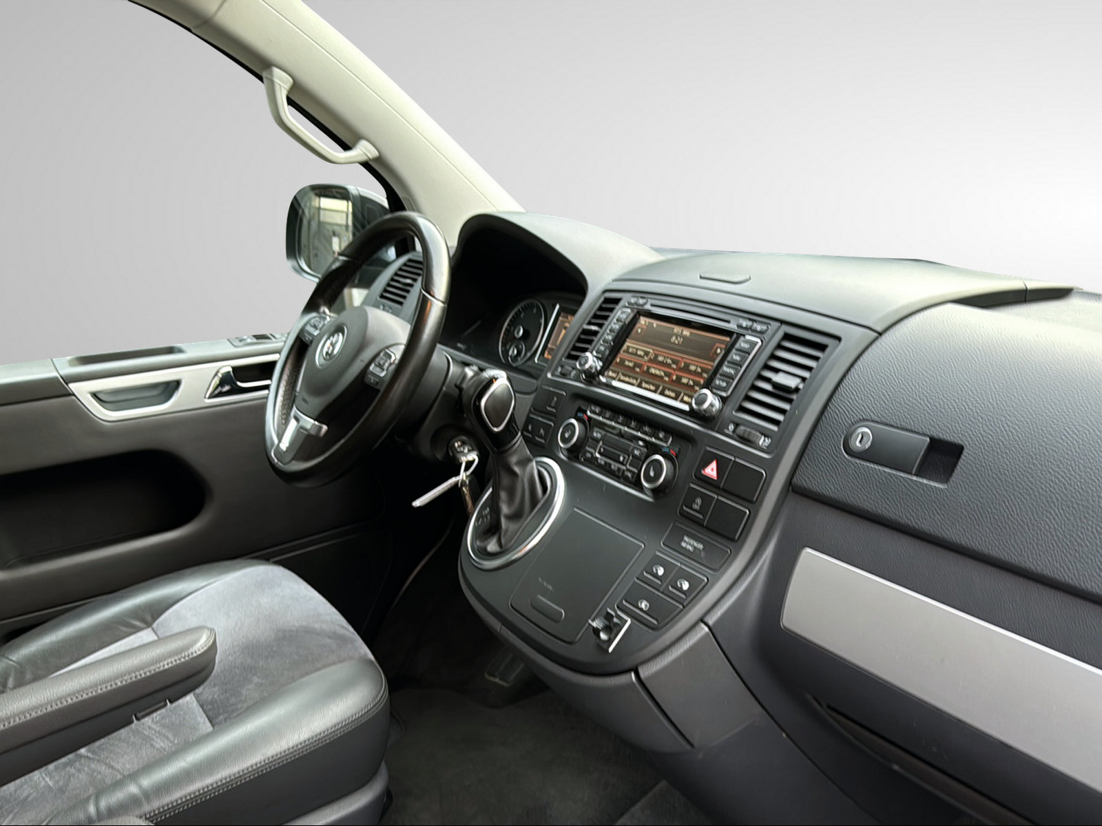 VW T5 Multivan 2.0 Bi-TDI CR Highline 4Motion-image-30