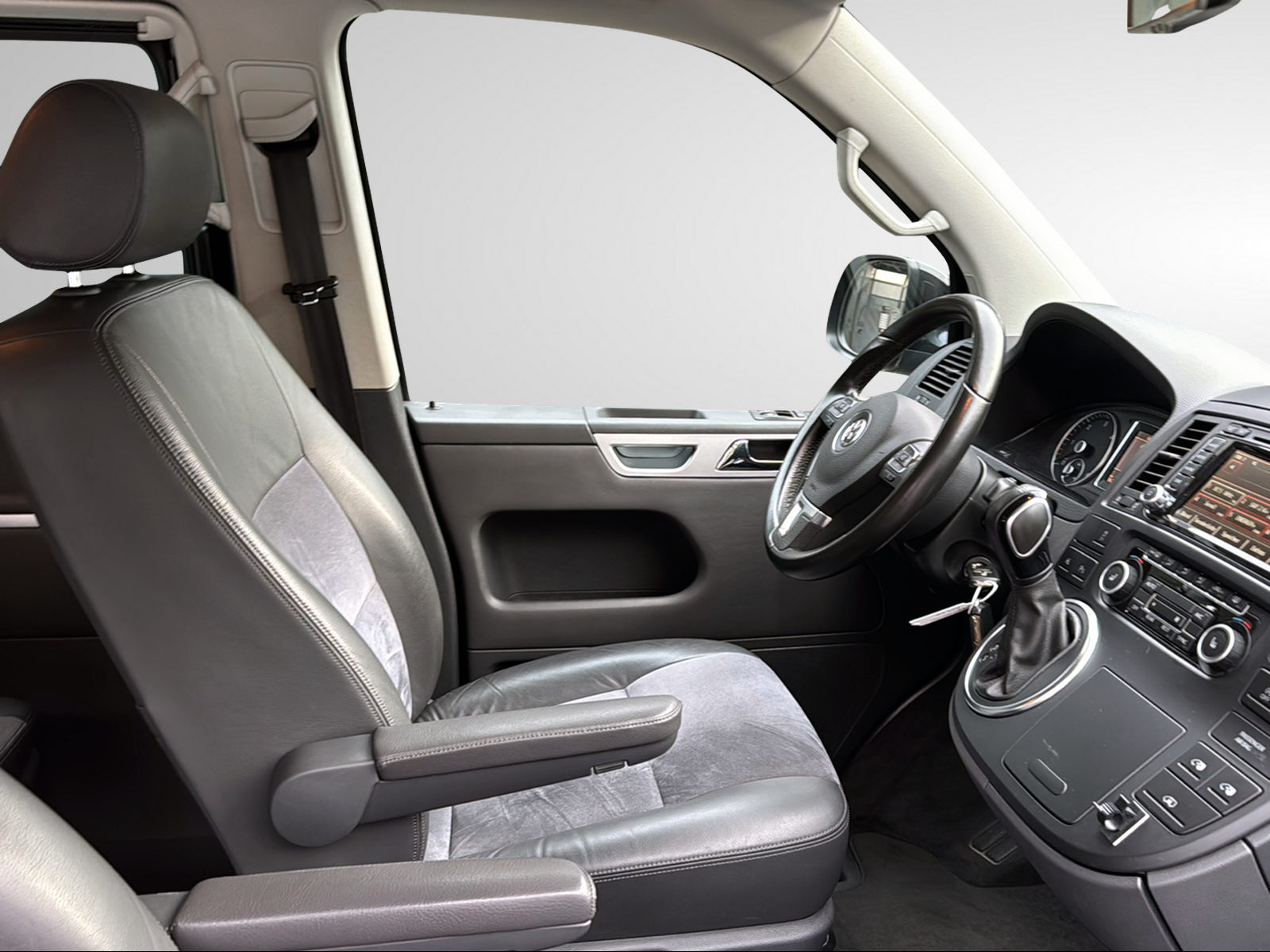 VW T5 Multivan 2.0 Bi-TDI CR Highline 4Motion-image-29