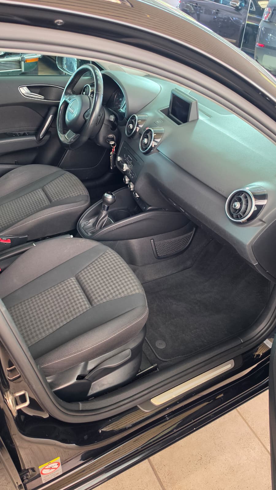 AUDI A1 Sportback 1.4 TFSI Ambition S-tronic, SCHWEIZER FAHRZEUG, GUT ERHALTEN, FRISCH AB MFK UND FRISCH AB SERVICE-image-10