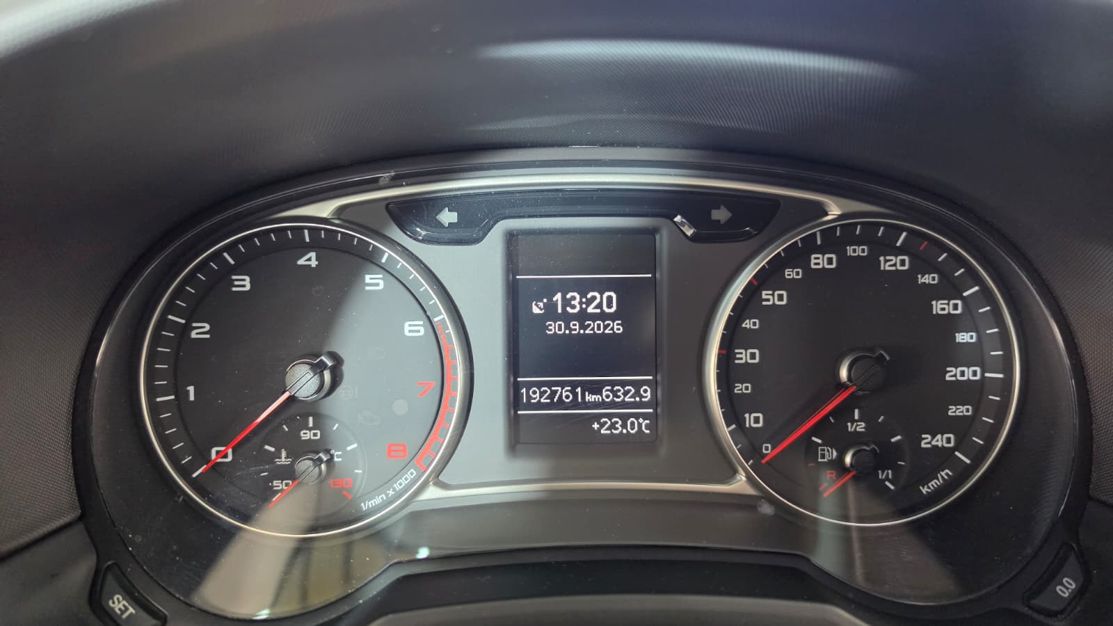 AUDI A1 Sportback 1.4 TFSI Ambition S-tronic, SCHWEIZER FAHRZEUG, GUT ERHALTEN, FRISCH AB MFK UND FRISCH AB SERVICE-image-8