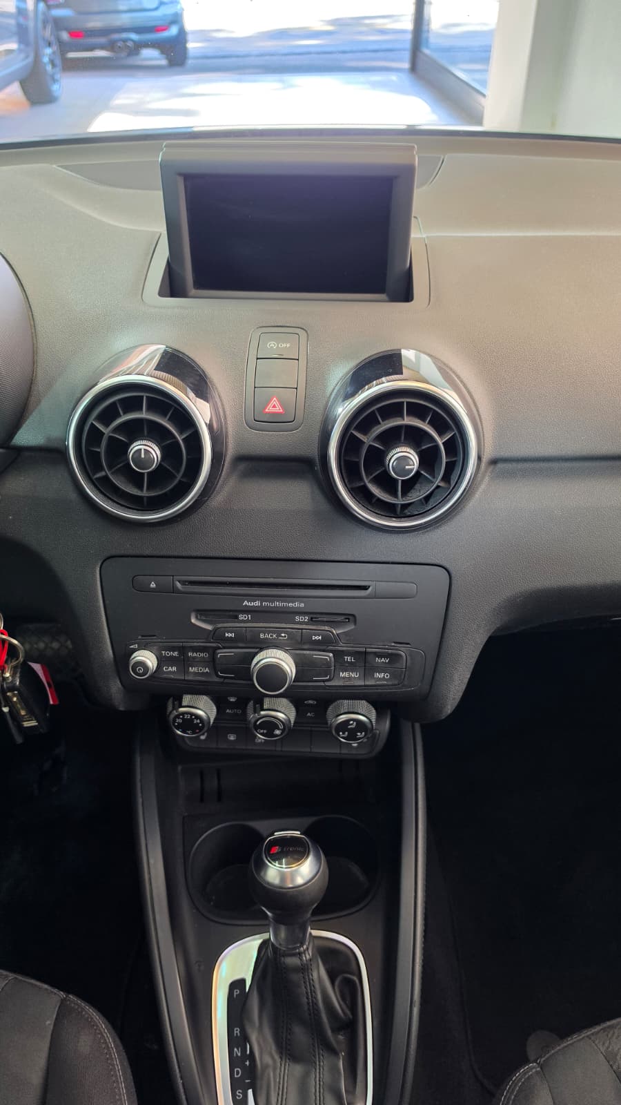 AUDI A1 Sportback 1.4 TFSI Ambition S-tronic, SCHWEIZER FAHRZEUG, GUT ERHALTEN, FRISCH AB MFK UND FRISCH AB SERVICE-image-7