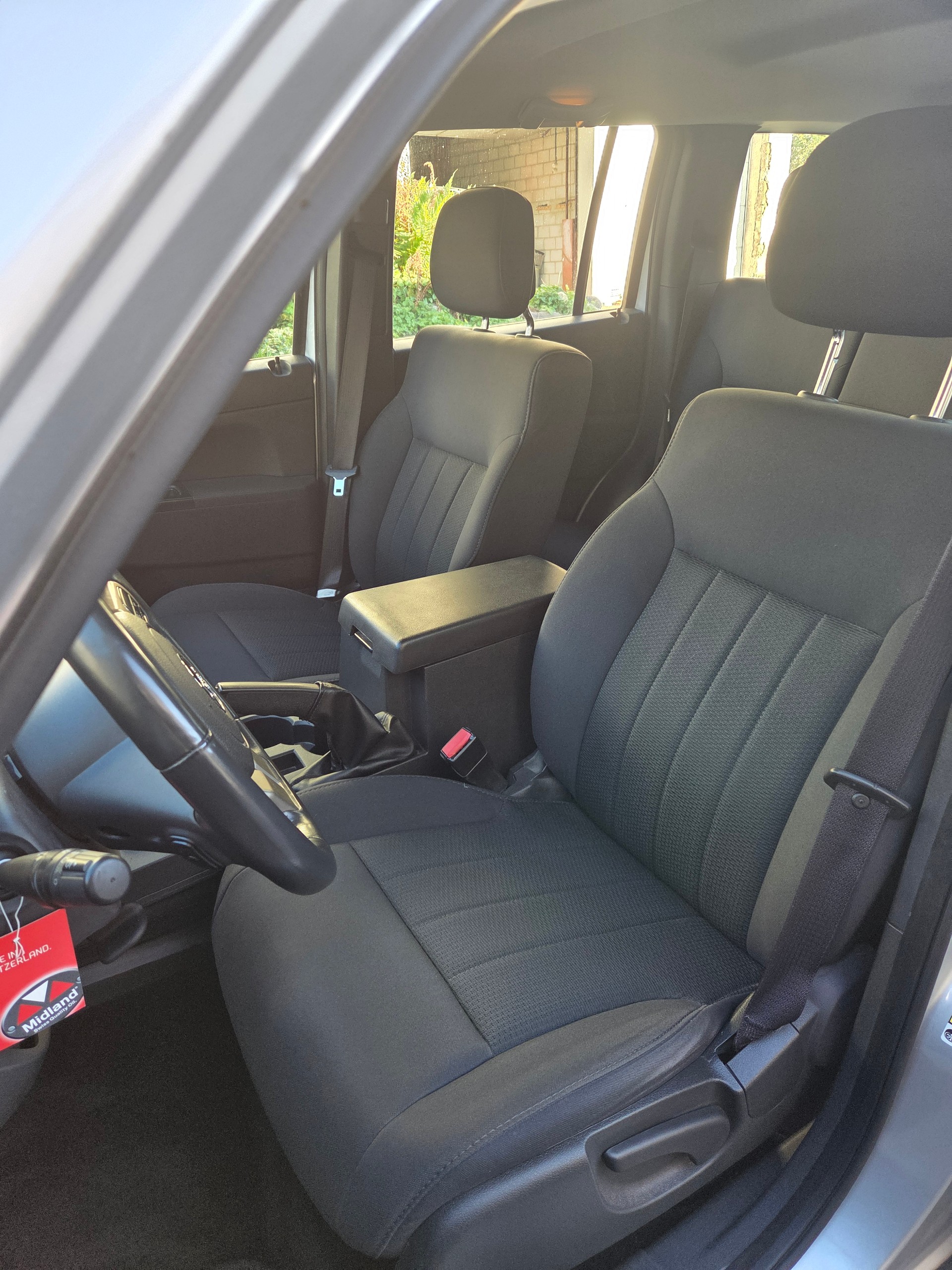 JEEP Cherokee 2.8 CRD Sport-image-9