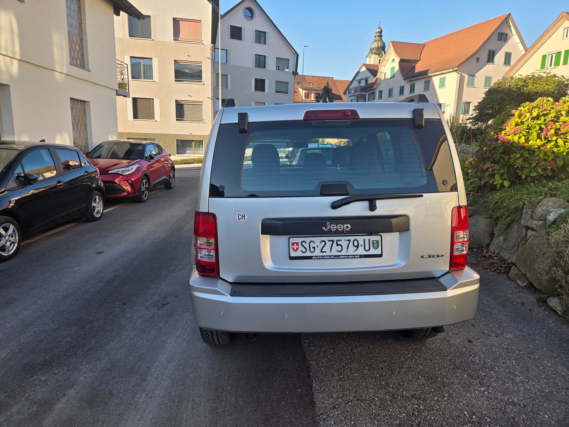 JEEP Cherokee 2.8 CRD Sport-image-4