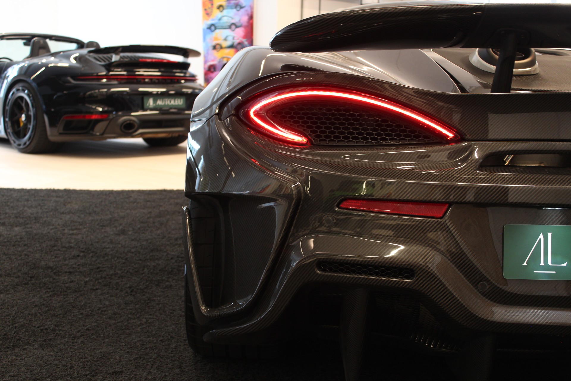 McLAREN 570S Coupé 3.8 V8 SSG-image-14