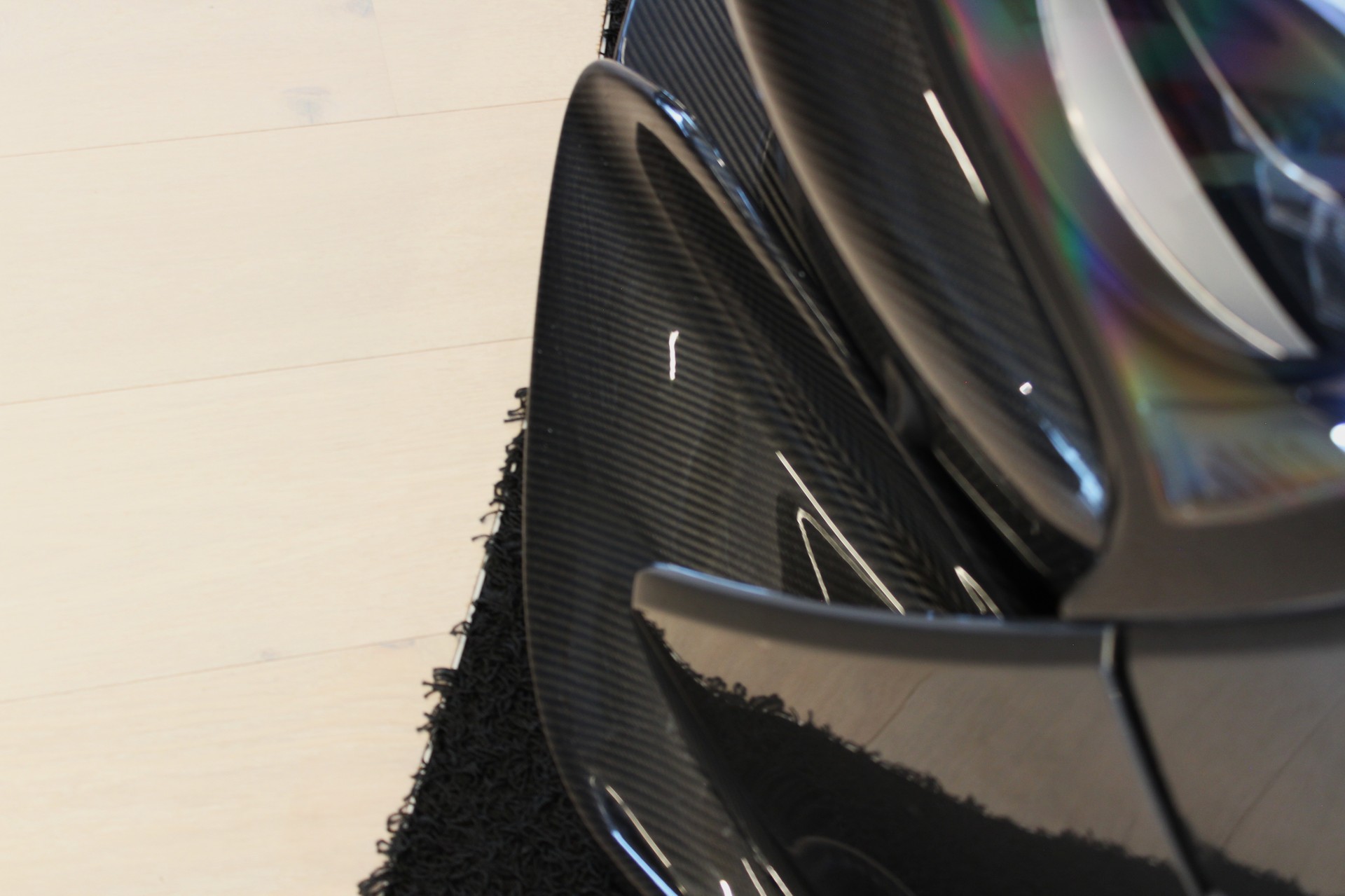 McLAREN 570S Coupé 3.8 V8 SSG-image-13