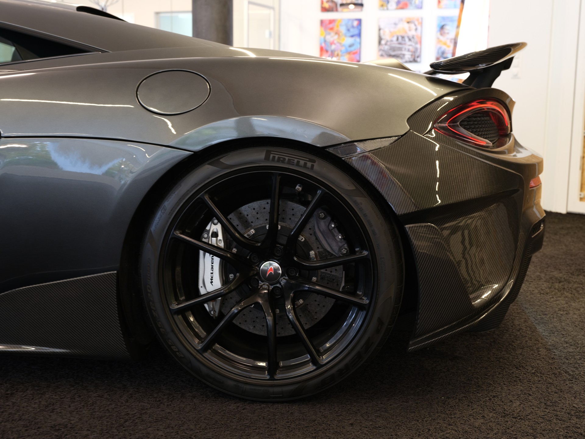 McLAREN 570S Coupé 3.8 V8 SSG-image-7