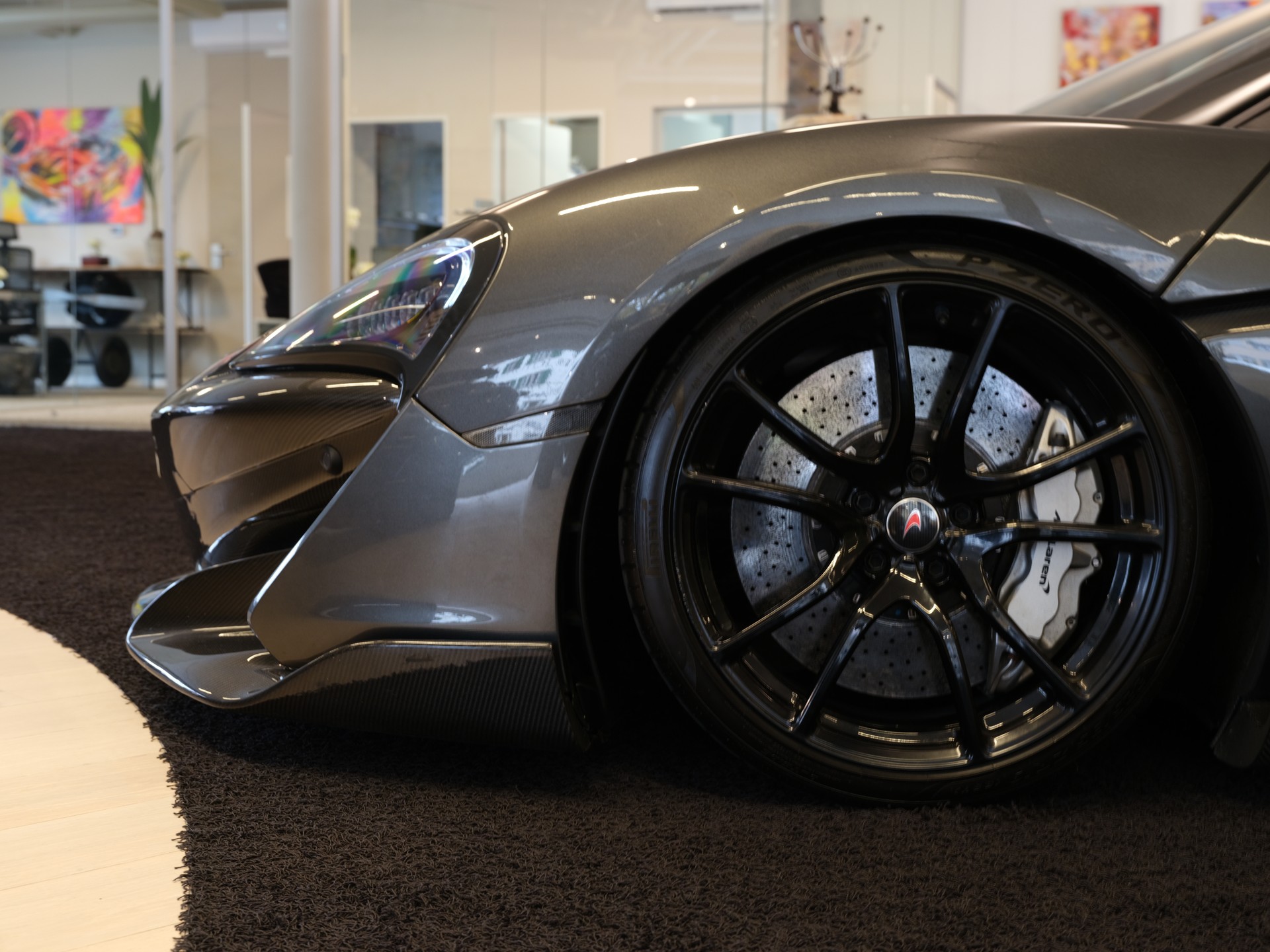 McLAREN 570S Coupé 3.8 V8 SSG-image-8