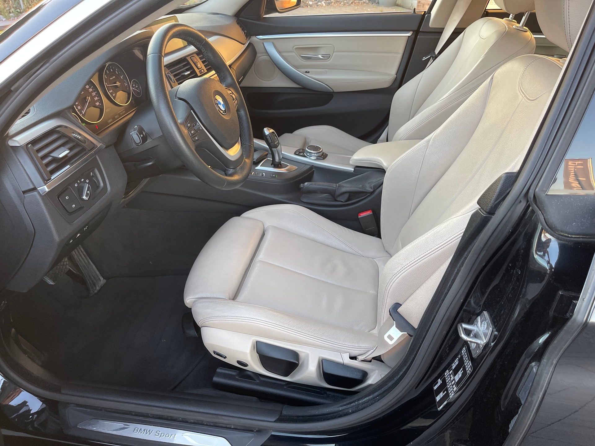 BMW 420i Gran Coupé Steptronic-image-12