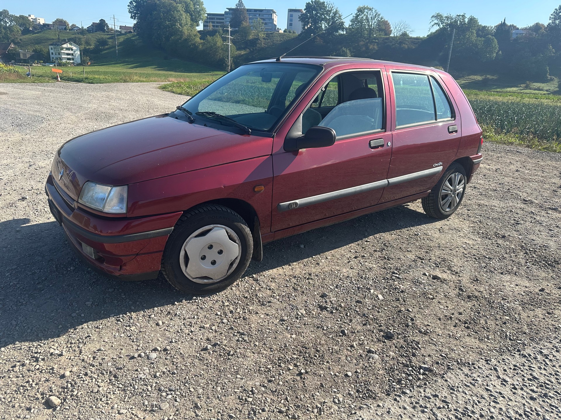 RENAULT Clio 1.4 Oasis-image-14