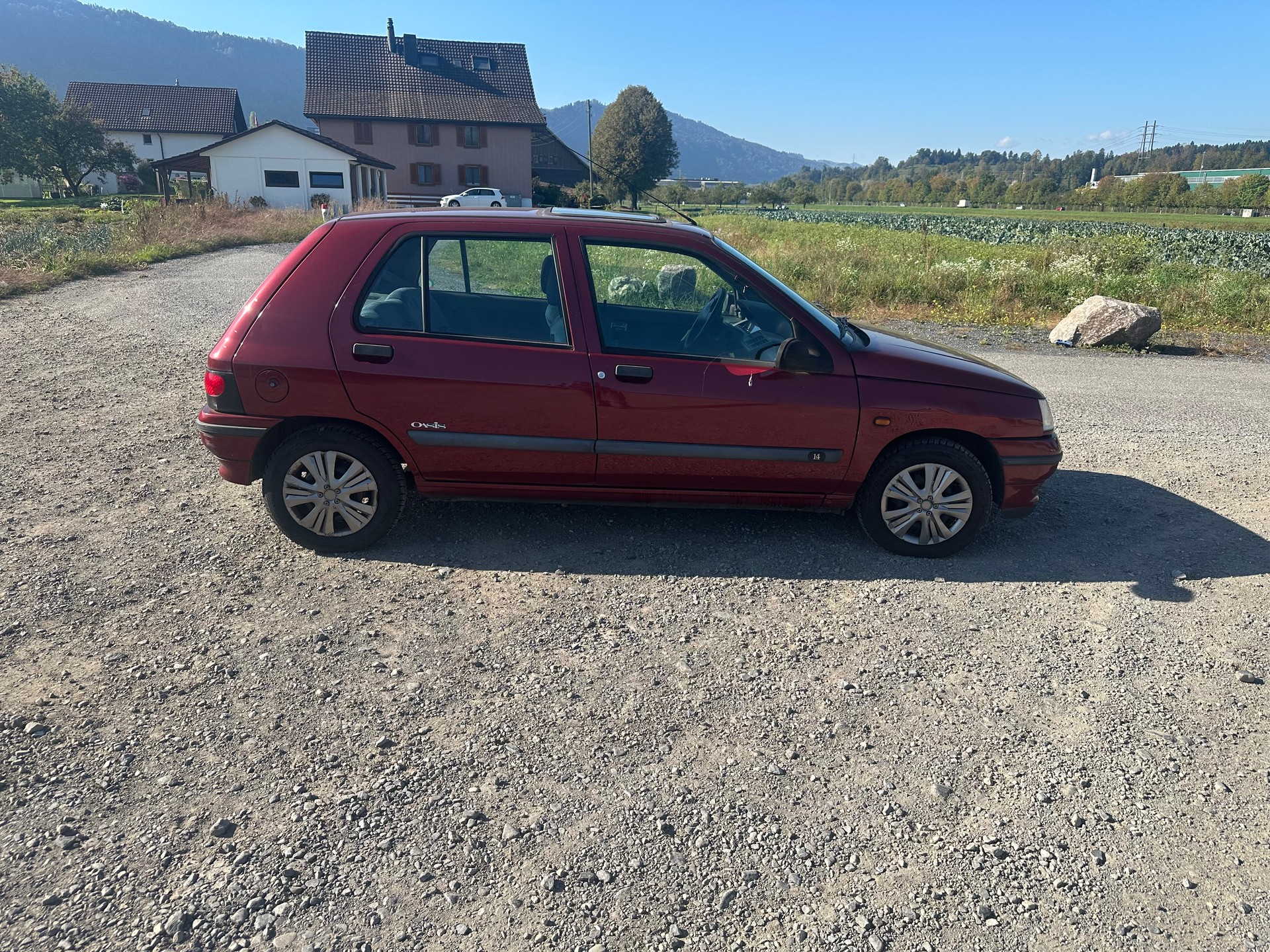 RENAULT Clio 1.4 Oasis-image-5