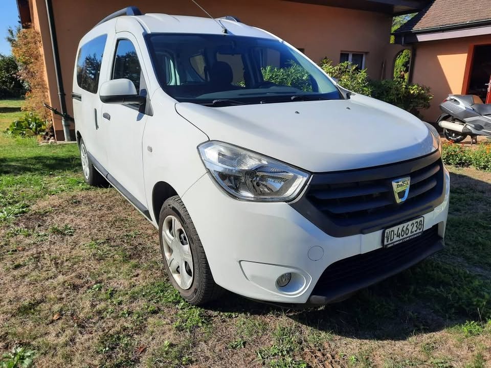 DACIA 1.2 TCe Ambiance-image-0