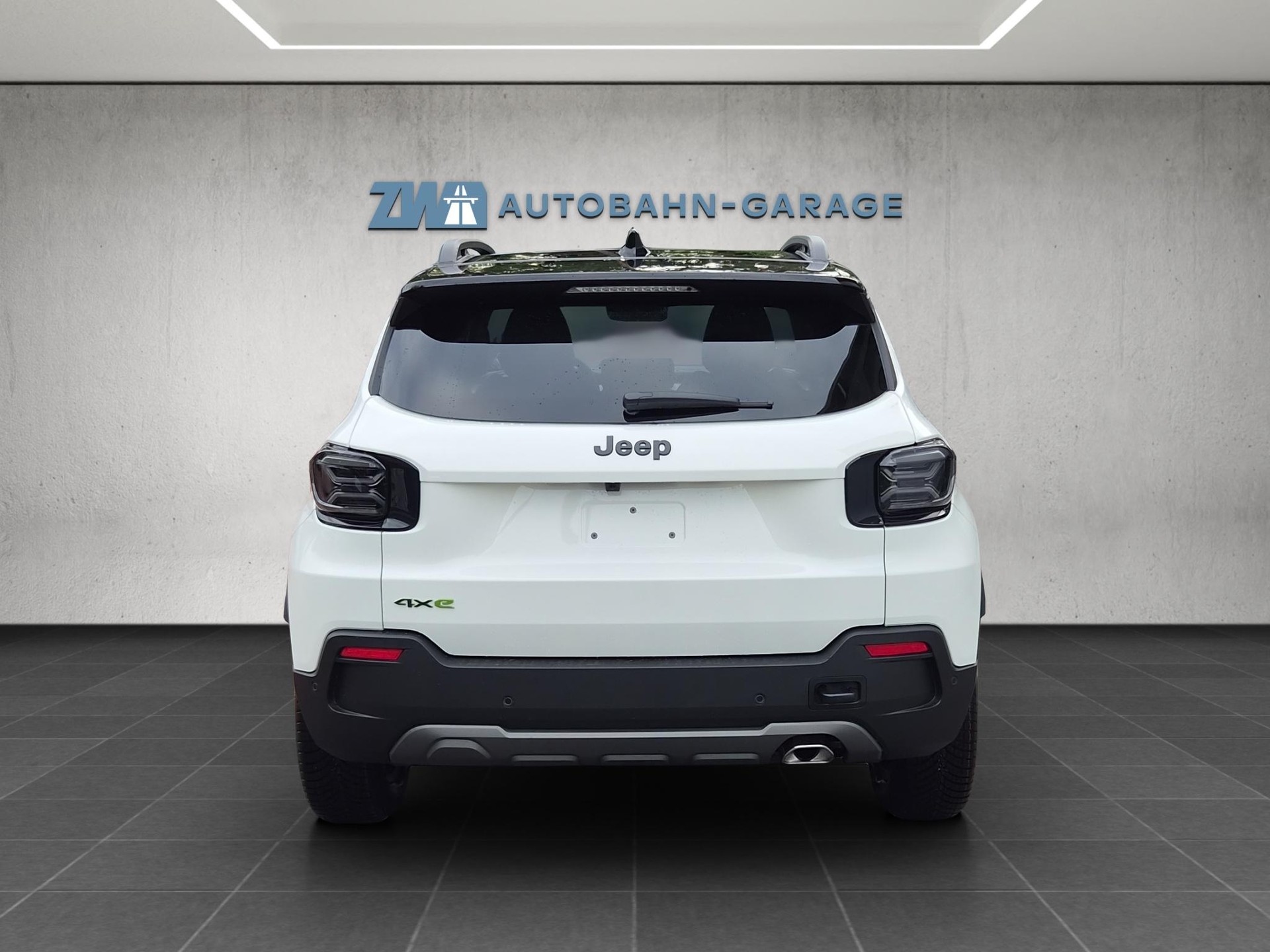 JEEP Avenger 1.2 MHEV Overland 4xe-image-3