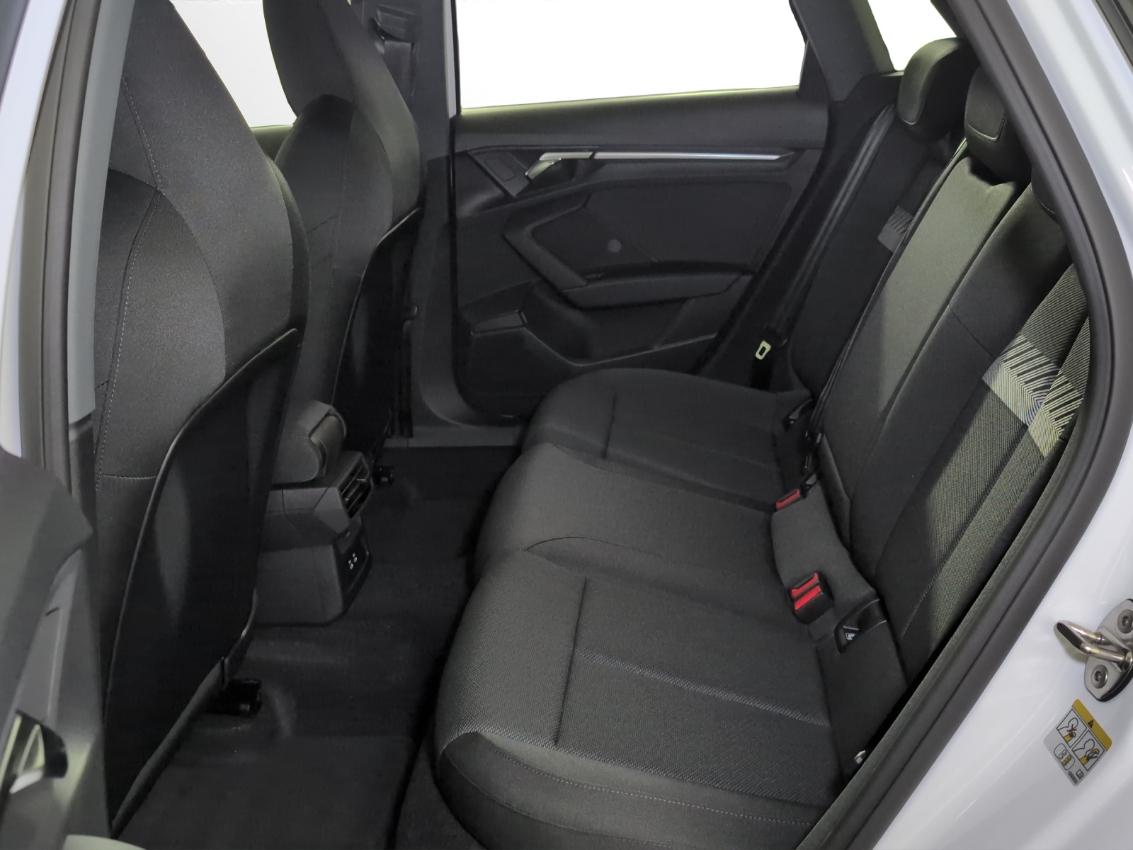 AUDI A3 Sportback TFSI 85 kW Ambition S-tronic-image-7