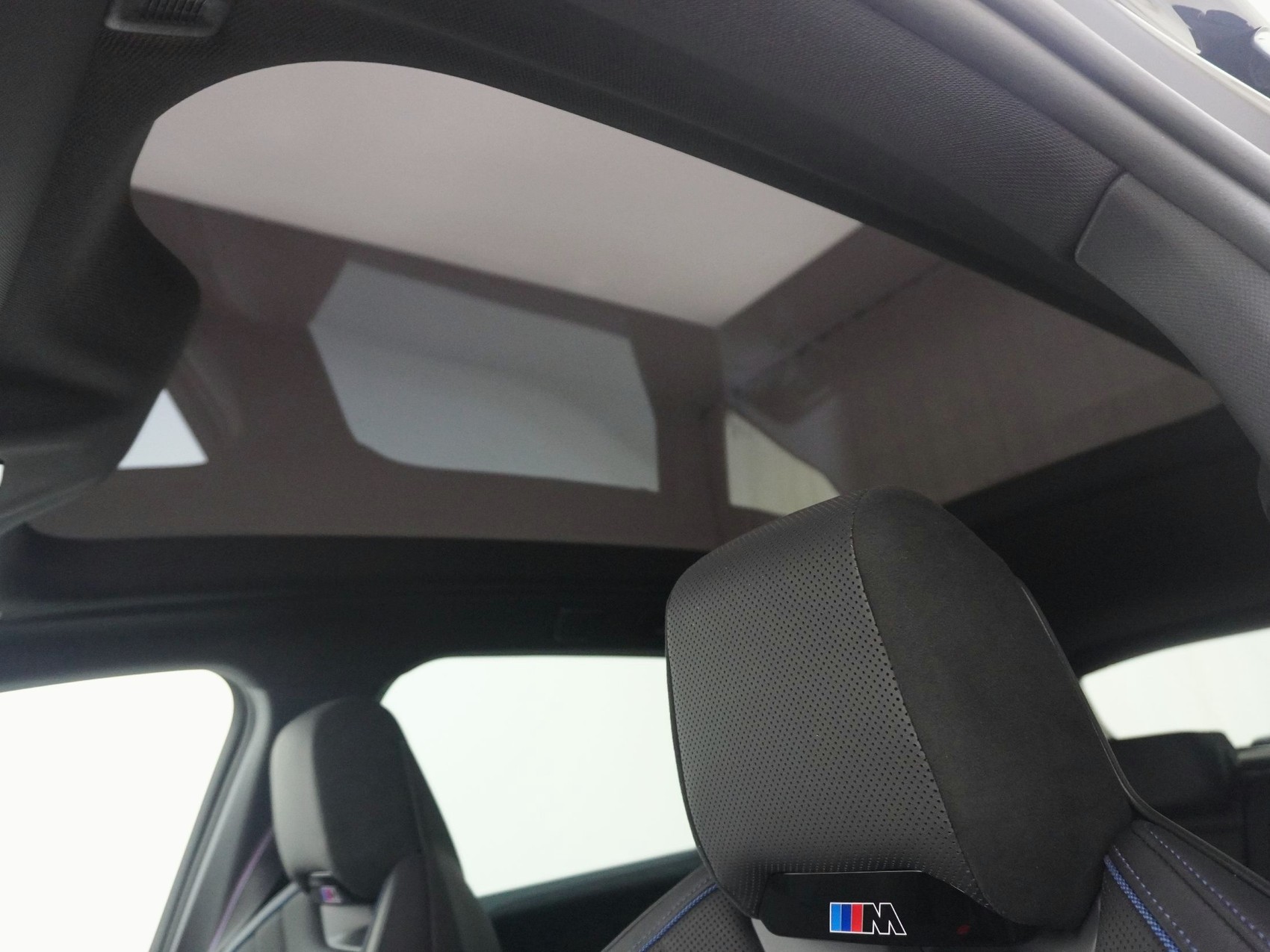 BMW iX3 50 xDrive M Sport Pro-image-22