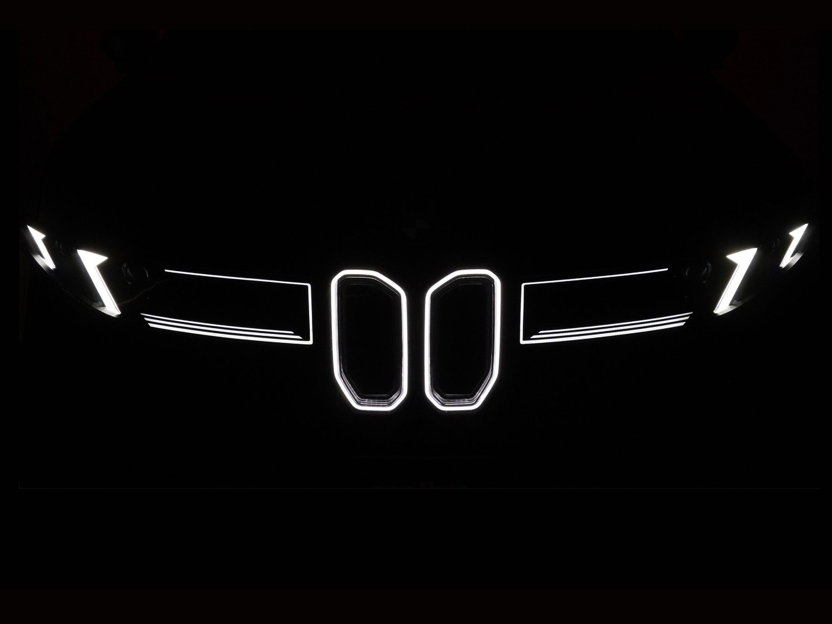 BMW iX3 50 xDrive M Sport Pro-showroom-element-1