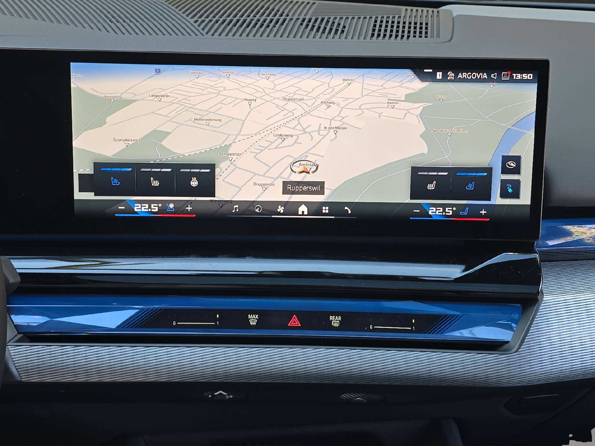 BMW i5 M60 xDrive Touring ** Leasingaktion 2,9% // 2'000 kg Anhängelast **-image-14