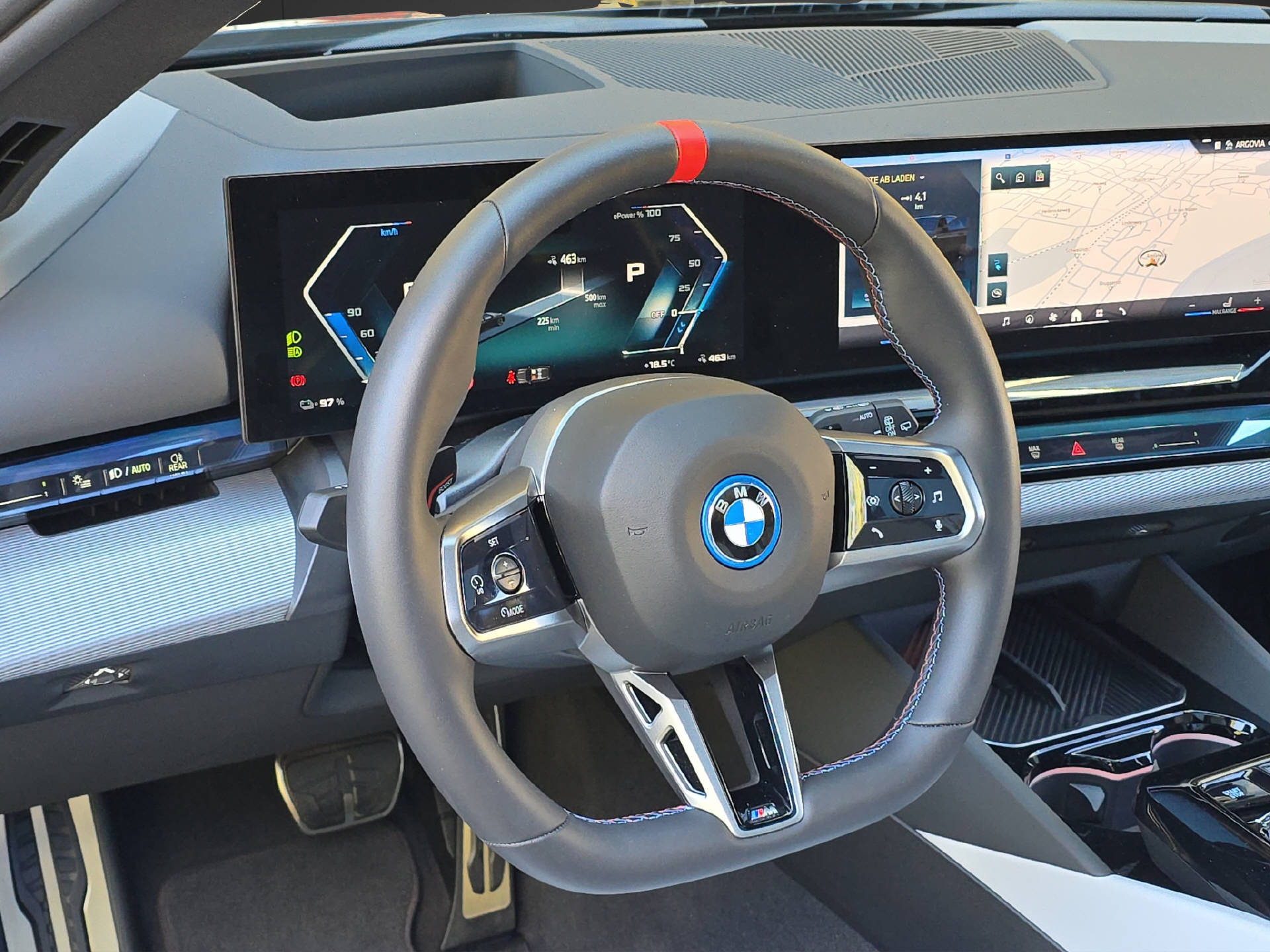 BMW i5 M60 xDrive Touring ** Leasingaktion 2,9% // 2'000 kg Anhängelast **-image-16