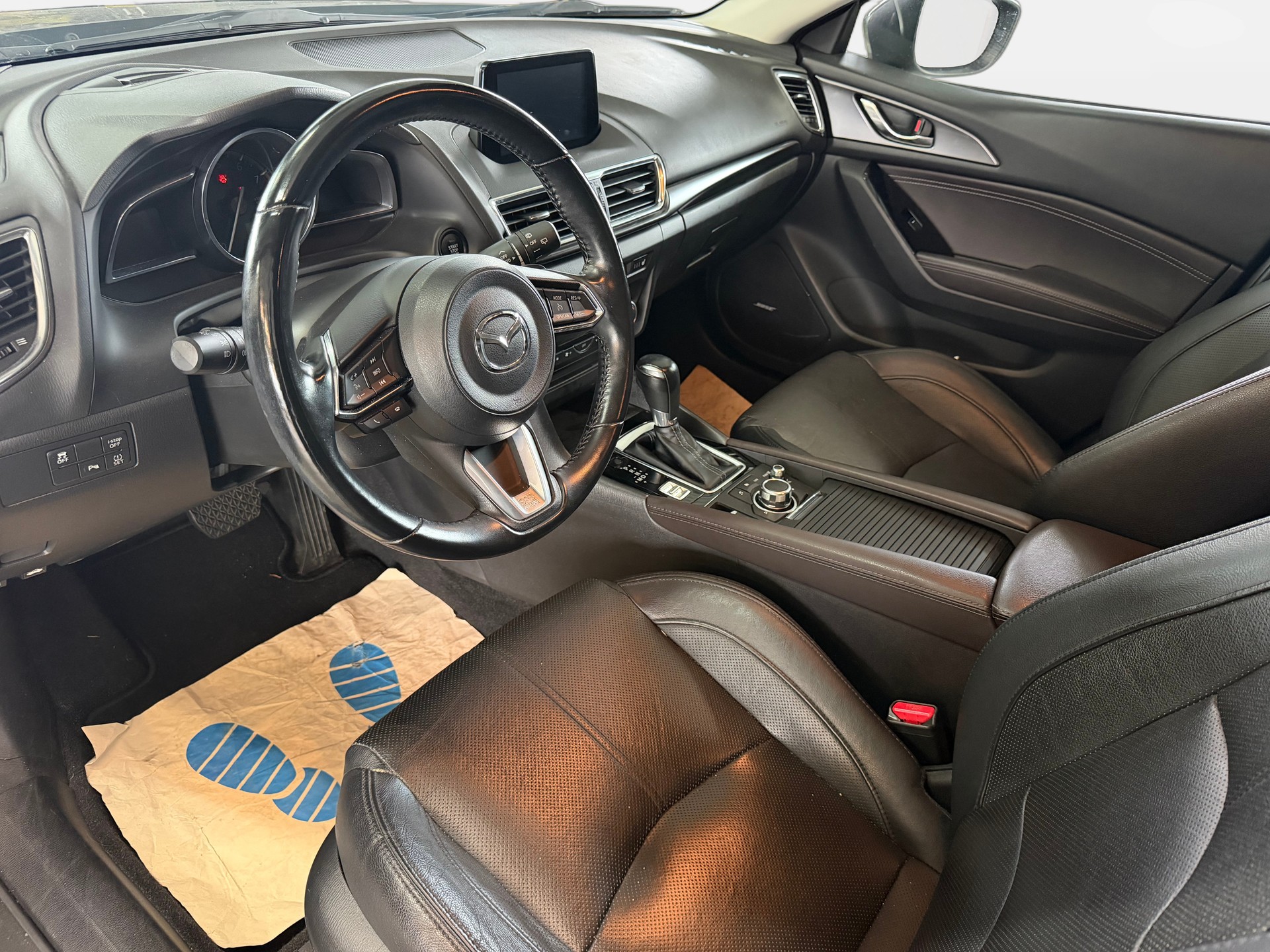 MAZDA 3 SKYACTIV-G 120 Revolution Automat | CH-Auto | Frisch MFK | Leder | Navi | HUD-image-7