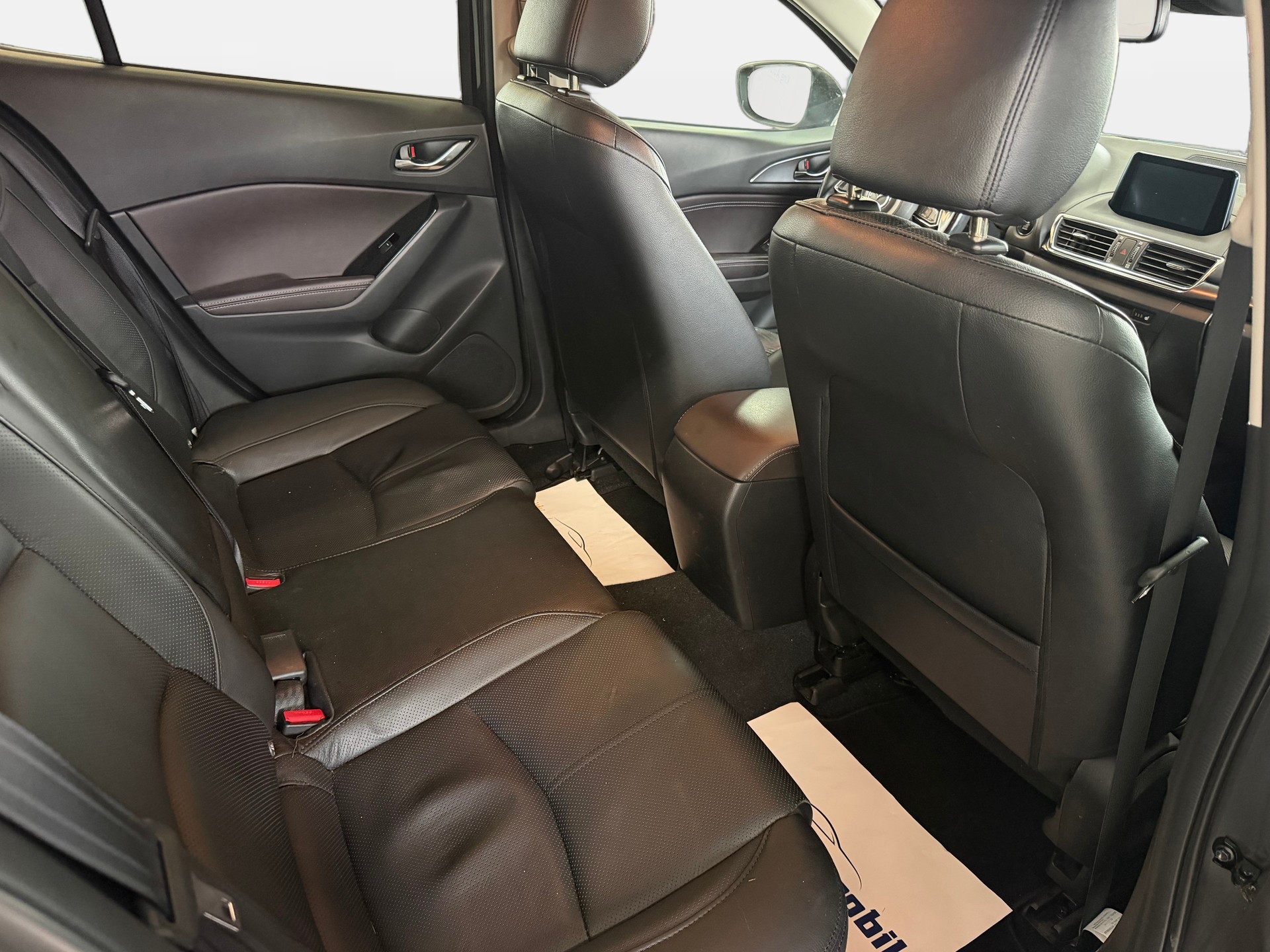 MAZDA 3 SKYACTIV-G 120 Revolution Automat | CH-Auto | Frisch MFK | Leder | Navi | HUD-image-10
