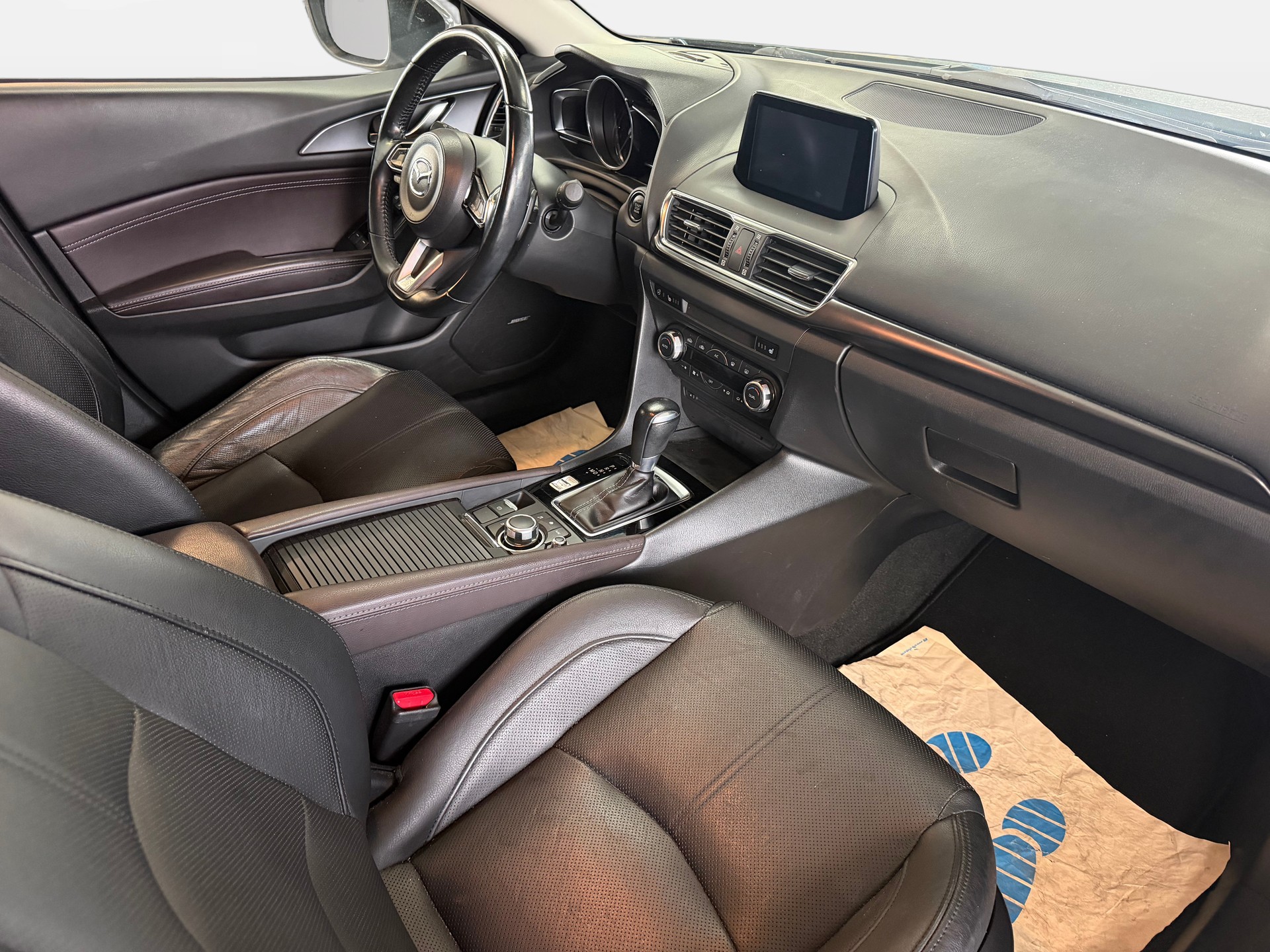 MAZDA 3 SKYACTIV-G 120 Revolution Automat | CH-Auto | Frisch MFK | Leder | Navi | HUD-image-8