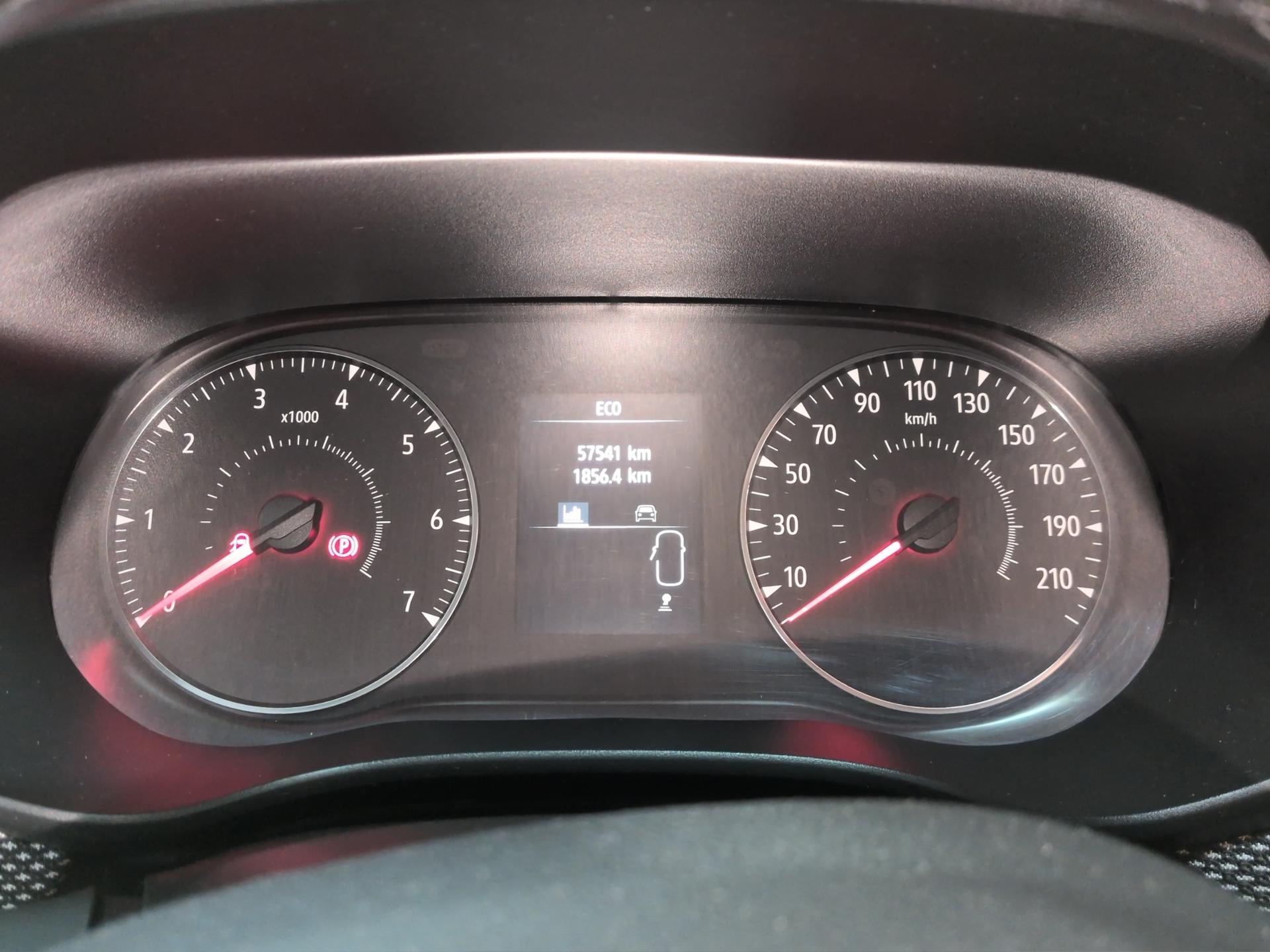 DACIA Sandero TCe 90 Comfort-image-10