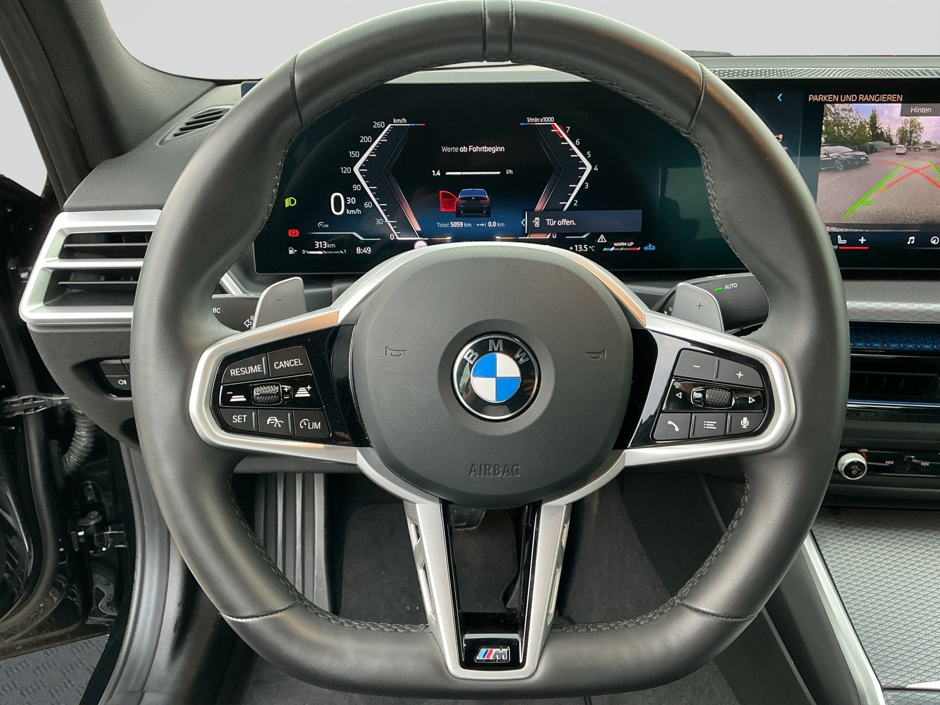 BMW 320i xDrive Steptronic M Sport Shadow Line-image-9