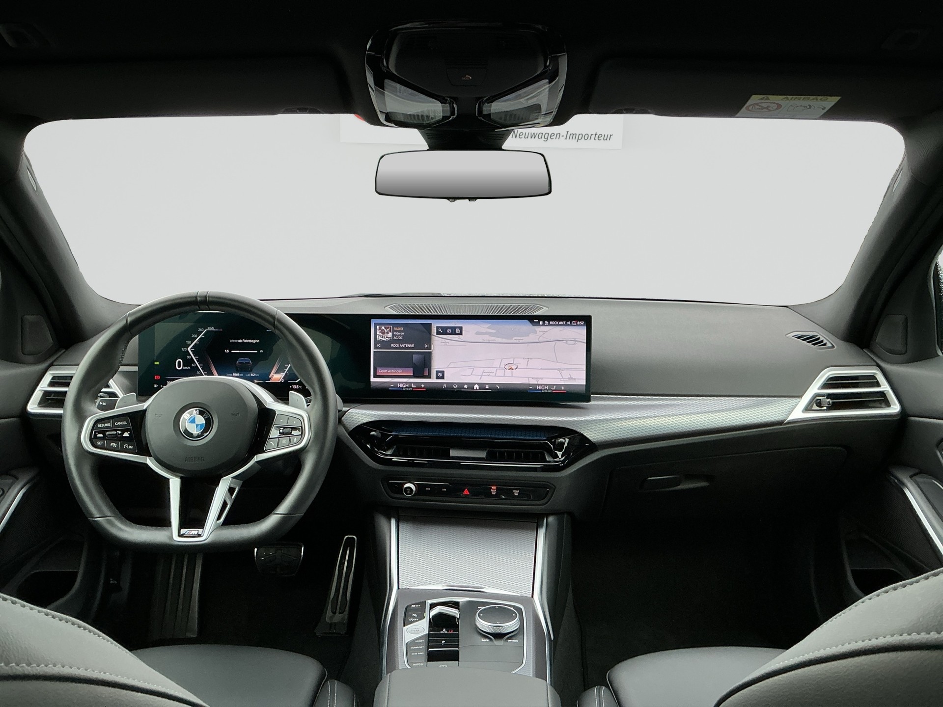 BMW 320i xDrive Steptronic M Sport Shadow Line-image-15