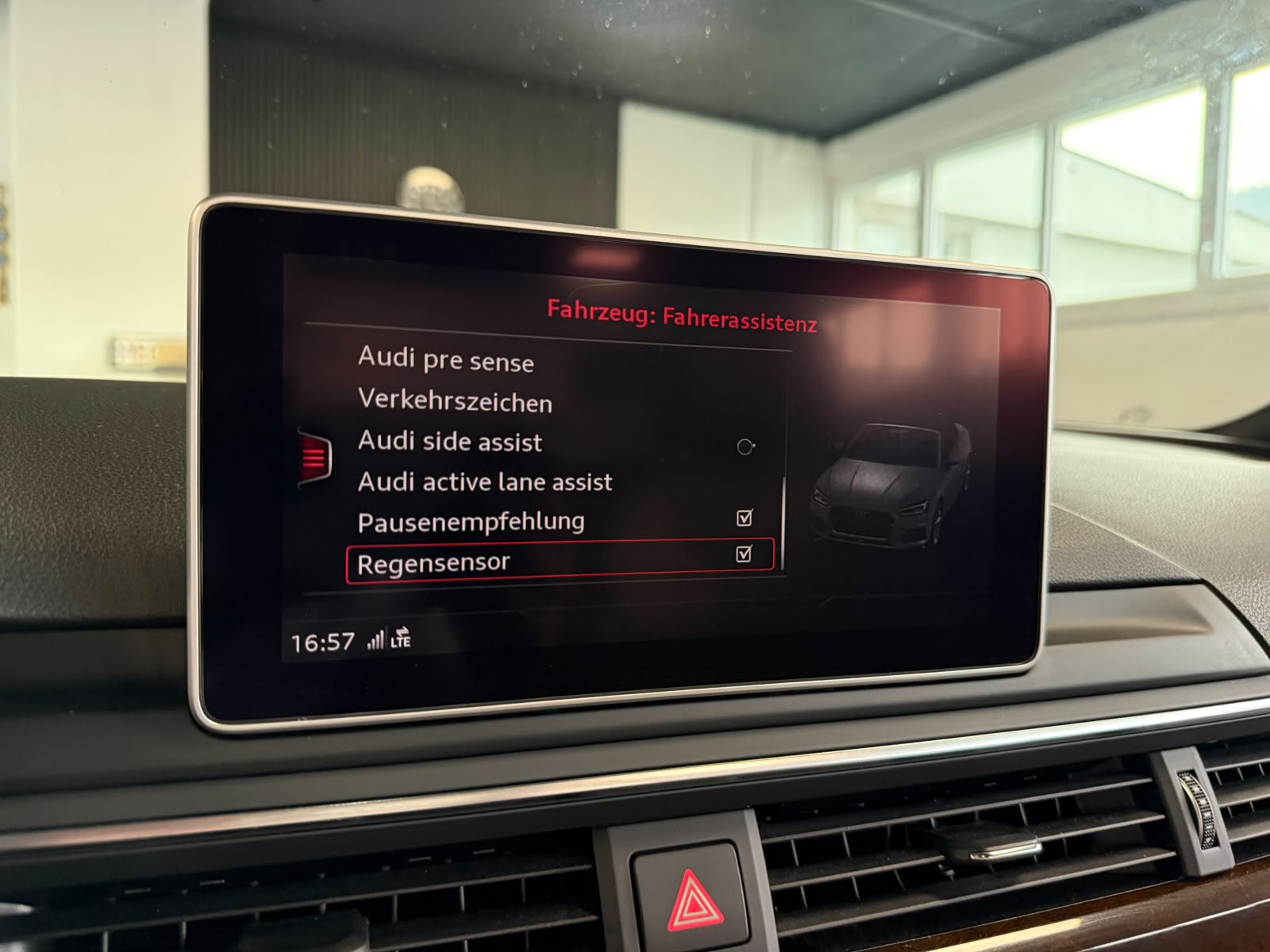 AUDI A5 Cabriolet 3.0 TDI Design S-tronic quattro-image-29