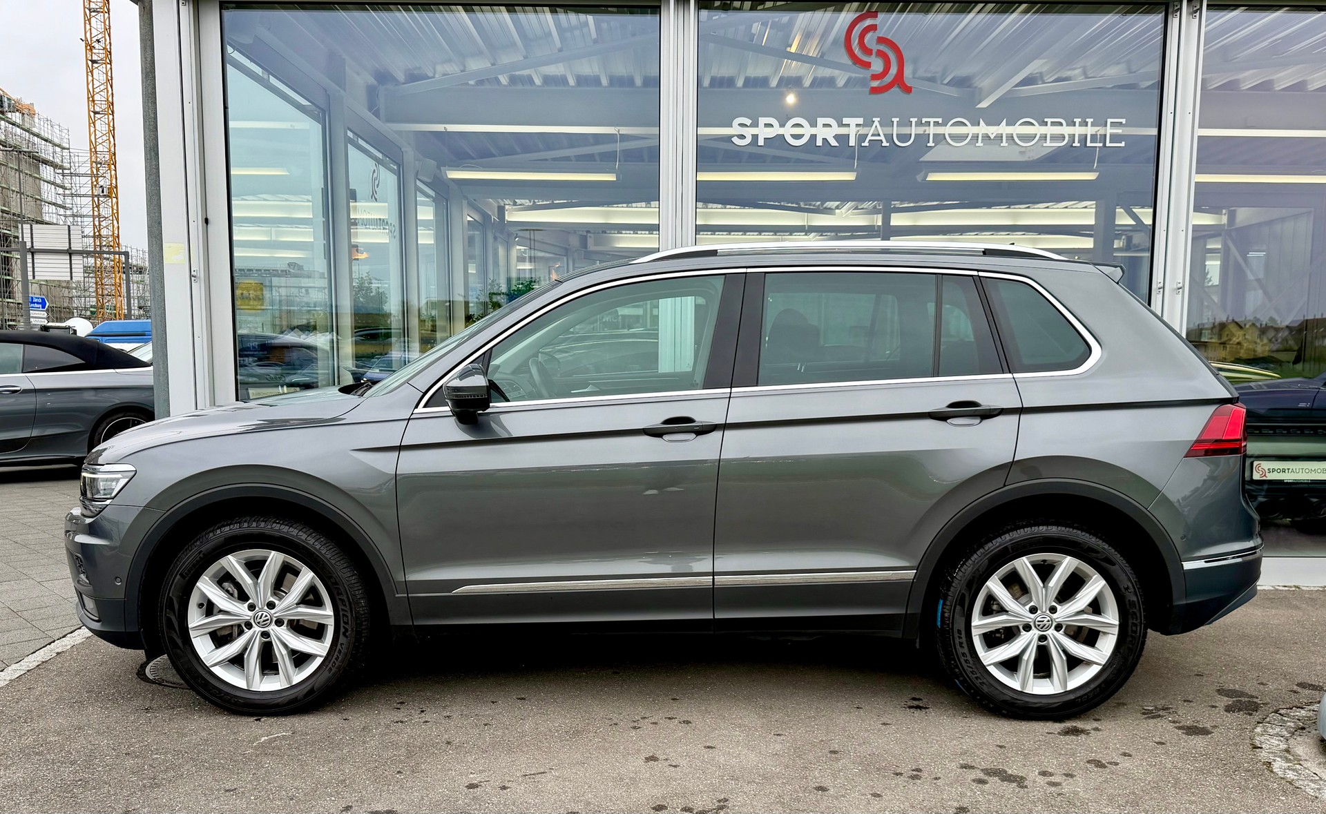 VW Tiguan 2.0TSI Highline 4Motion DSG-image-6
