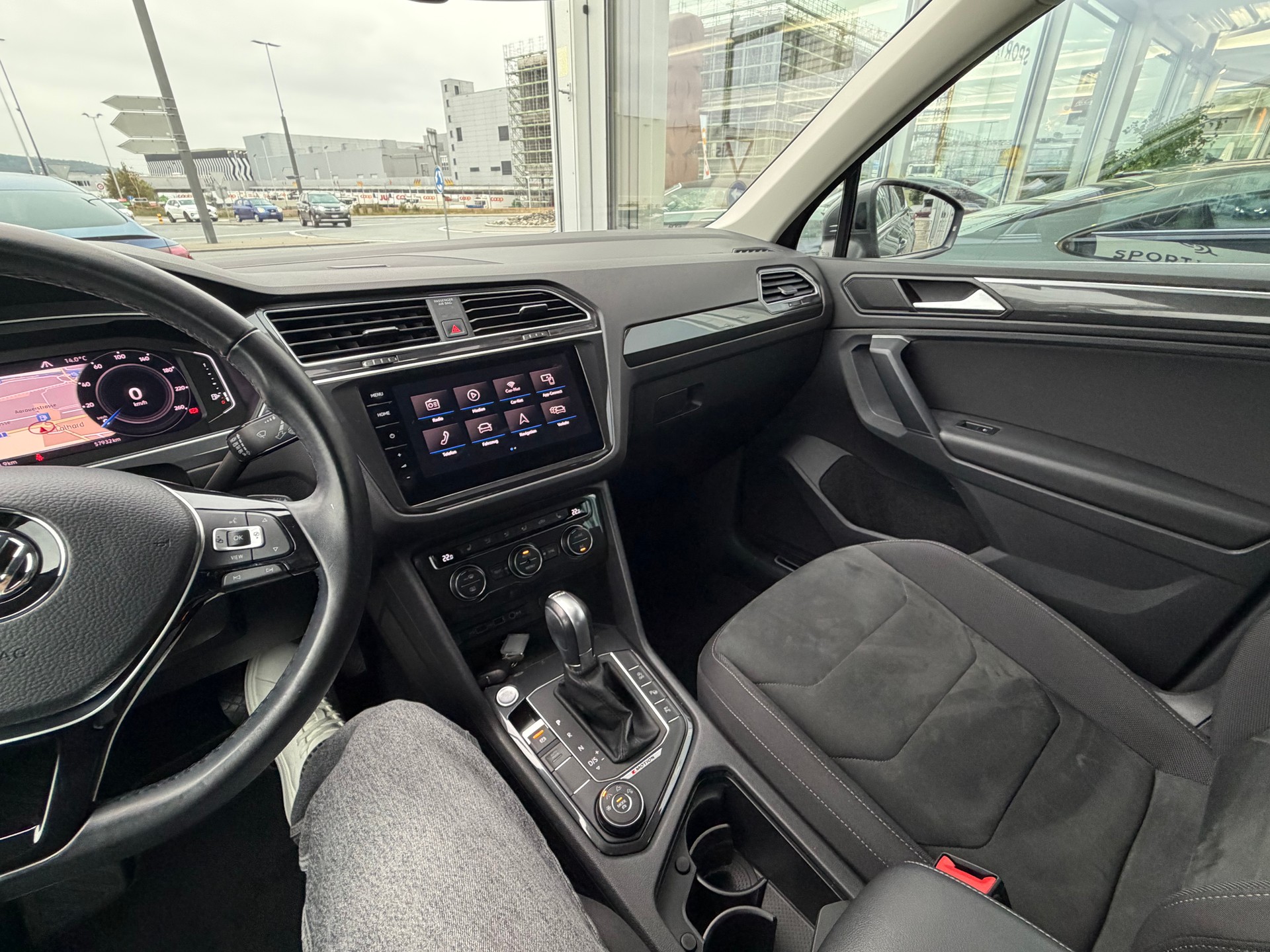 VW Tiguan 2.0TSI Highline 4Motion DSG-image-16
