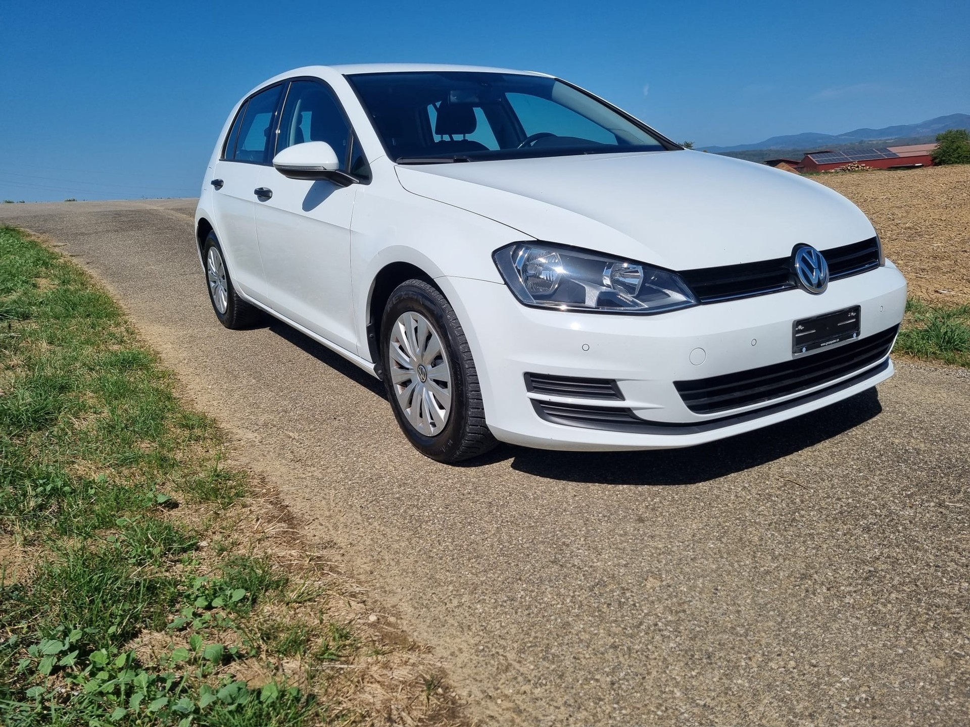VW Golf 1.2 TSI Trendline-image-1