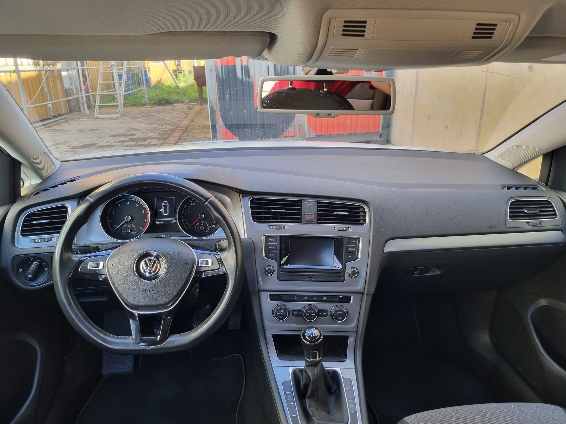 VW Golf 1.2 TSI Trendline-image-5