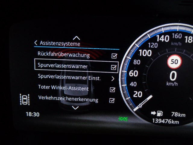 JAGUAR F-Pace 3.0 V6 First Edition AWD Automatik-image-10