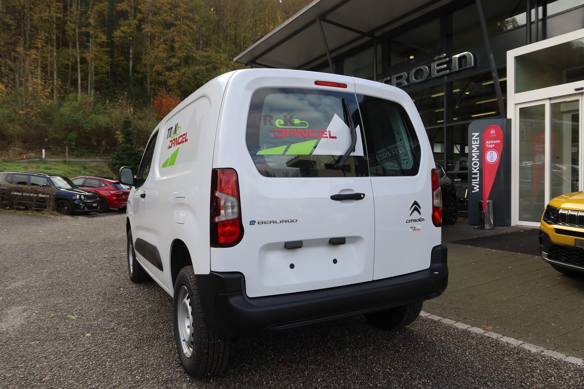 CITROEN e-Berlingo Sw. TReK Dang.-image-3