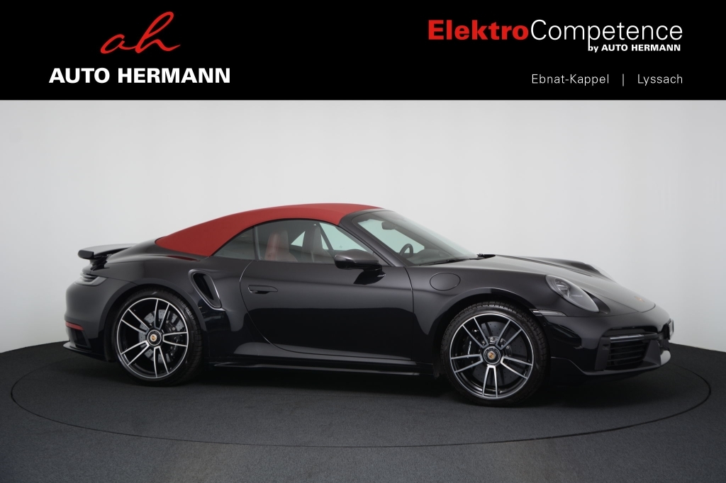 PORSCHE 911 Turbo S Cabriolet PDK *Sport Design*-image-8