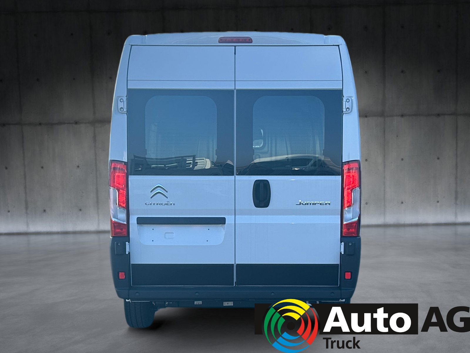 CITROEN Jumper 33 2.2 BlueHDi 140 L3H2-image-2