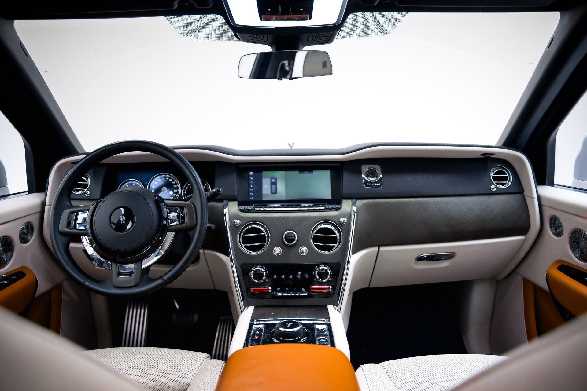 ROLLS-ROYCE Cullinan 6.7 V12-image-2