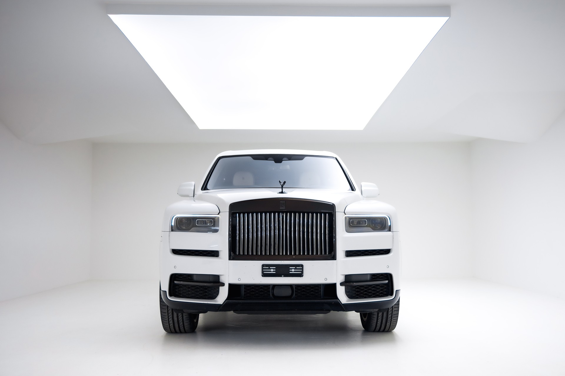ROLLS-ROYCE Cullinan 6.7 V12-image-3
