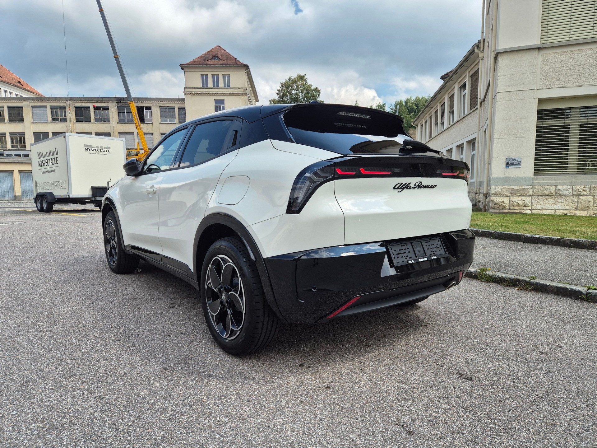 ALFA ROMEO Junior 1.2 48V Hybrid Q4-image-2