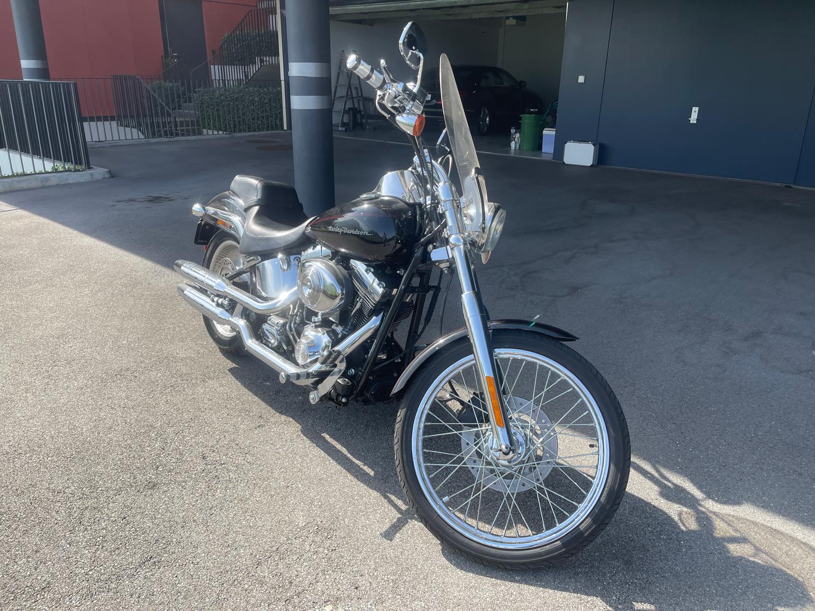 HARLEY-DAVIDSON FXSTD Deuce-image-1
